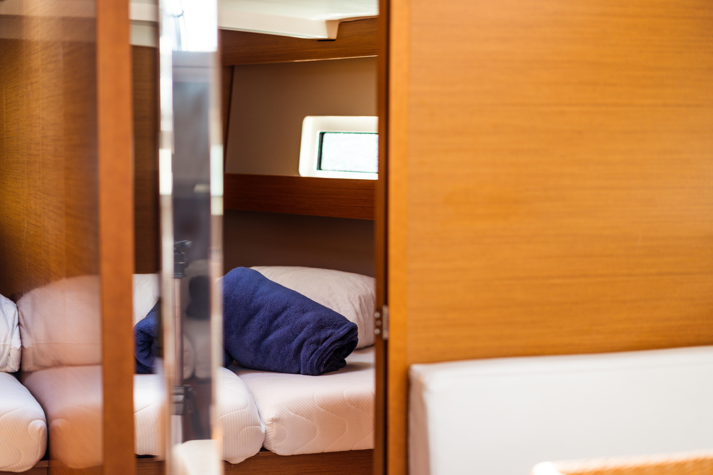 Sun Odyssey 440 — photo 2