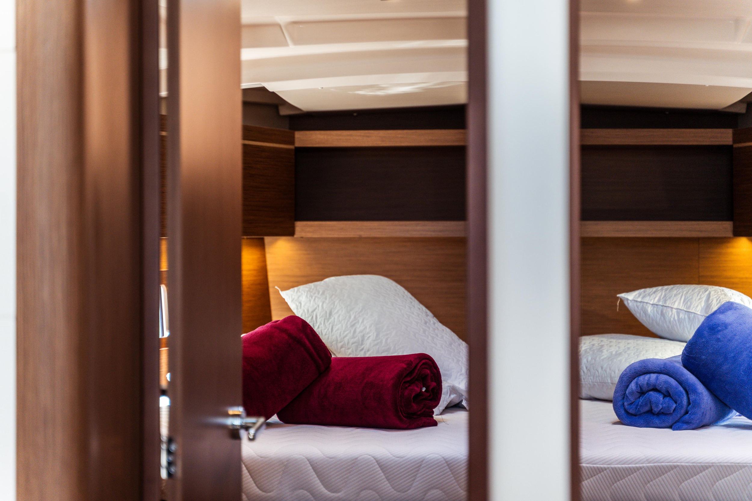 Oceanis 46.1 — photo 11