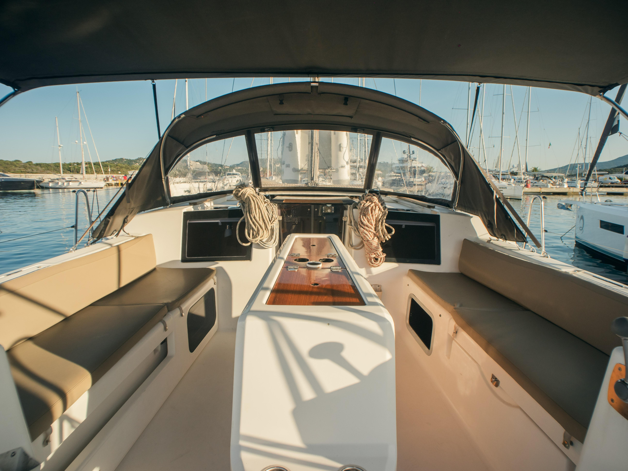 Dufour 460 Grand Large — photo 11