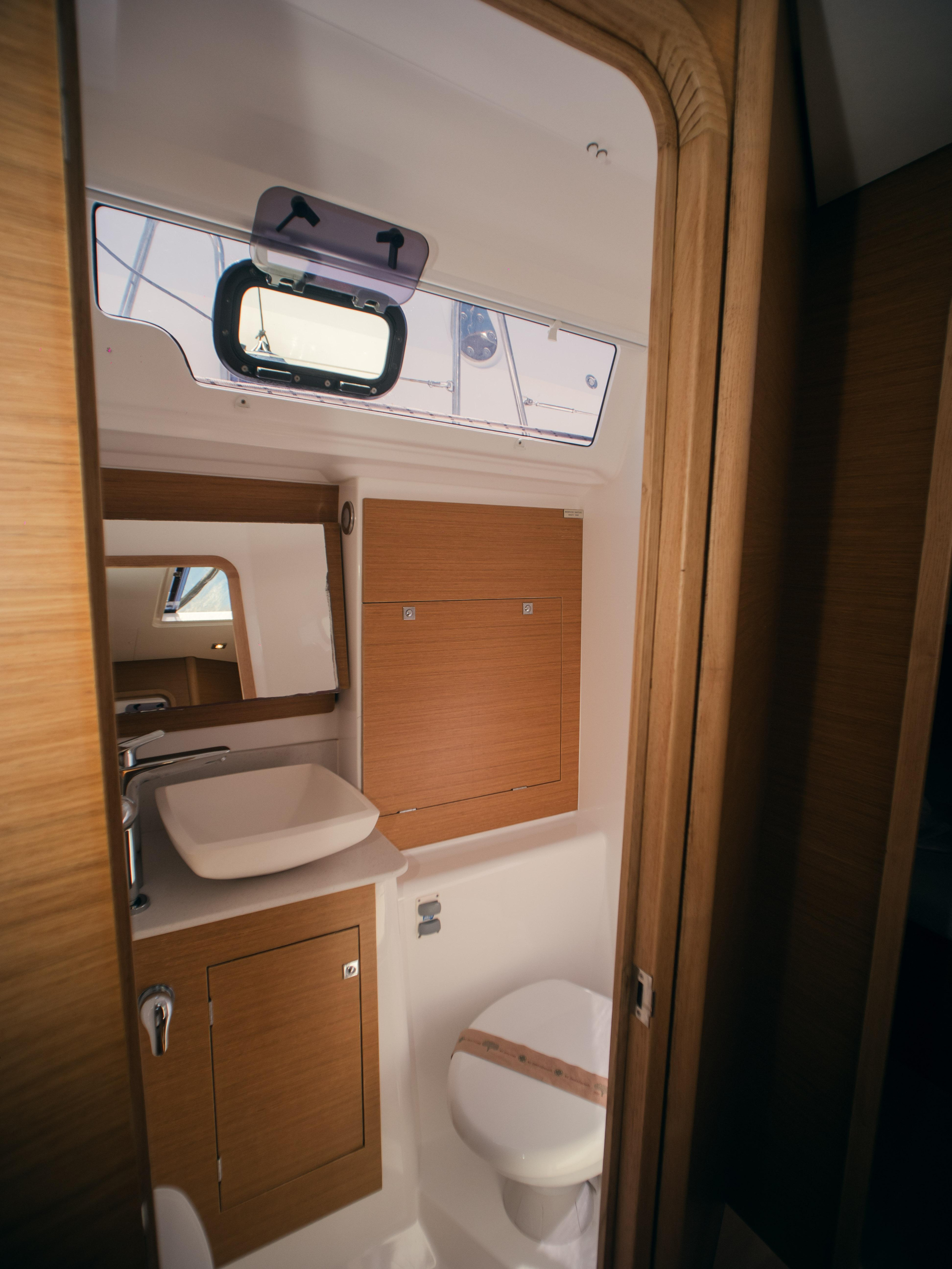 Dufour 460 Grand Large — photo 8