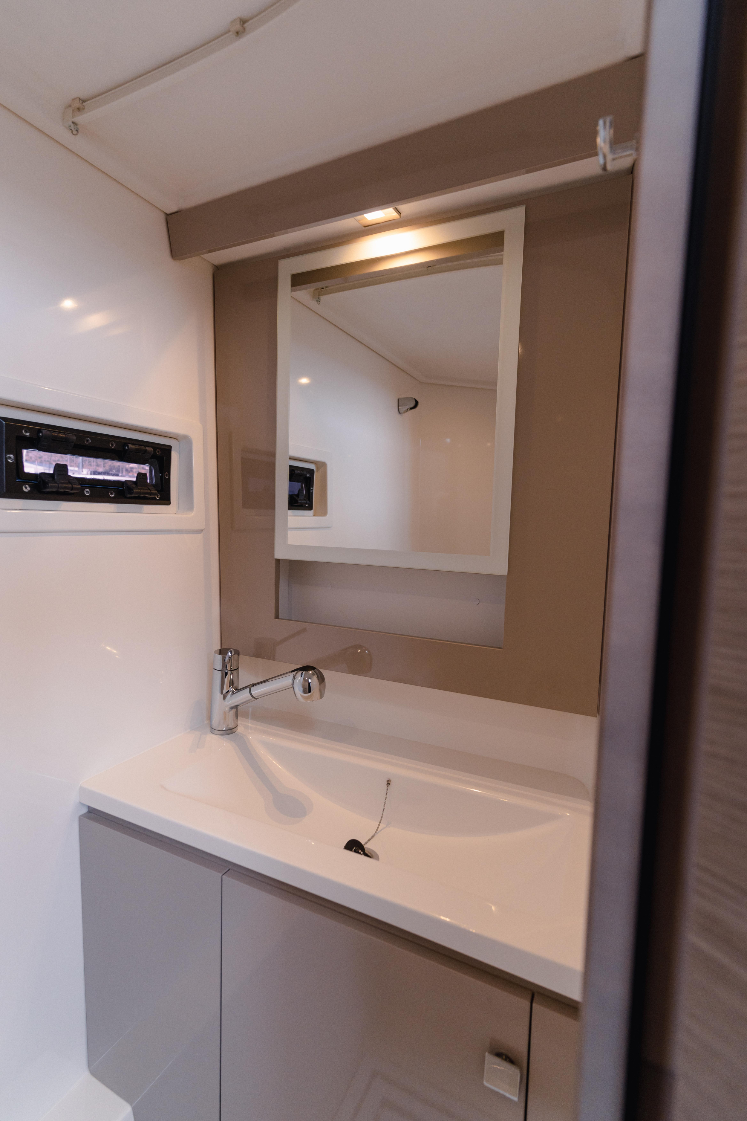 Fountaine Pajot MY4.S — photo 11