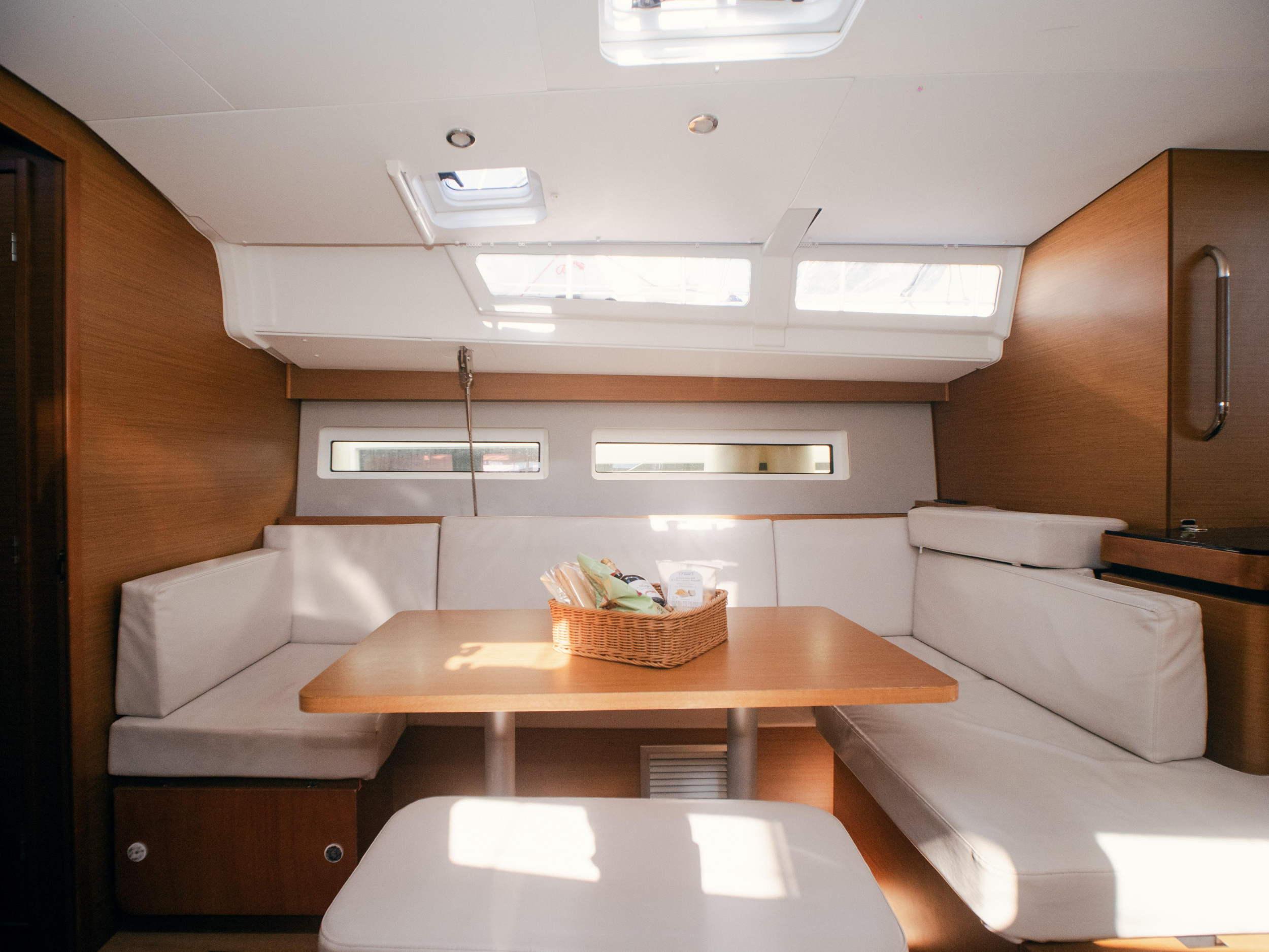 Sun Odyssey 490 — photo 8