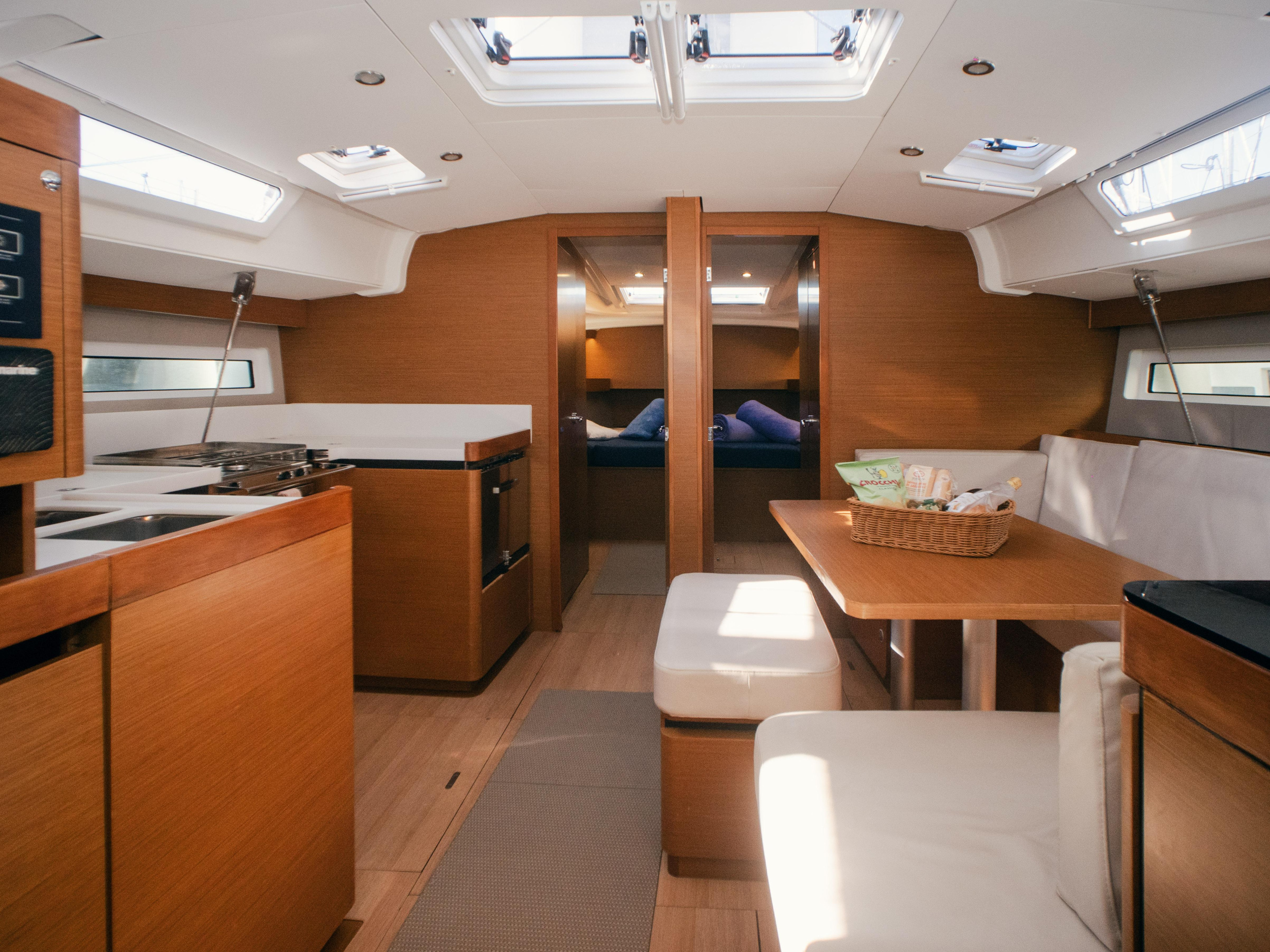 Sun Odyssey 490 — photo 9