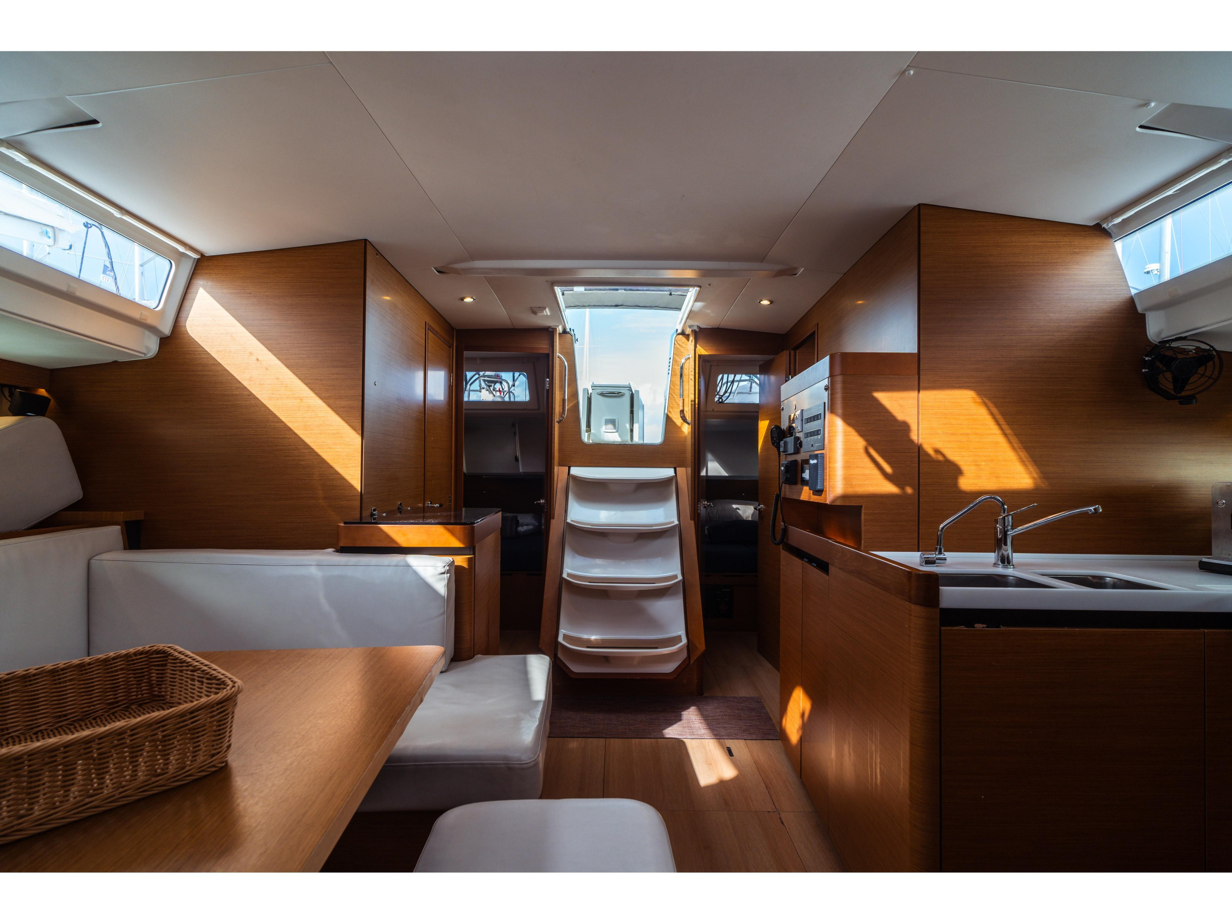 Sun Odyssey 490 — photo 15