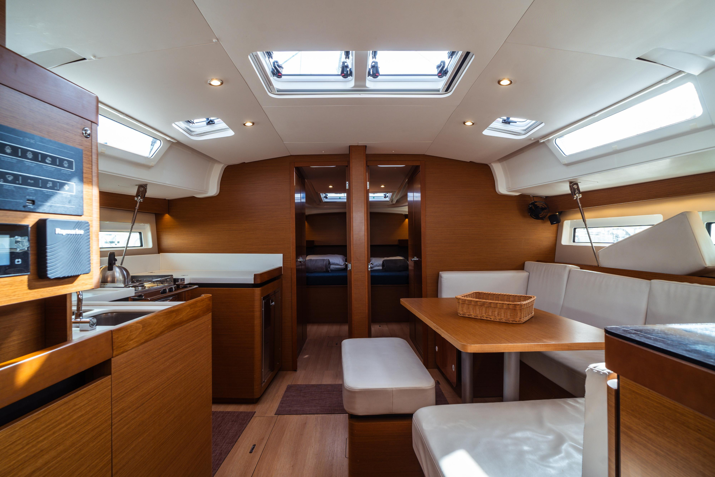 Sun Odyssey 490 — photo 14