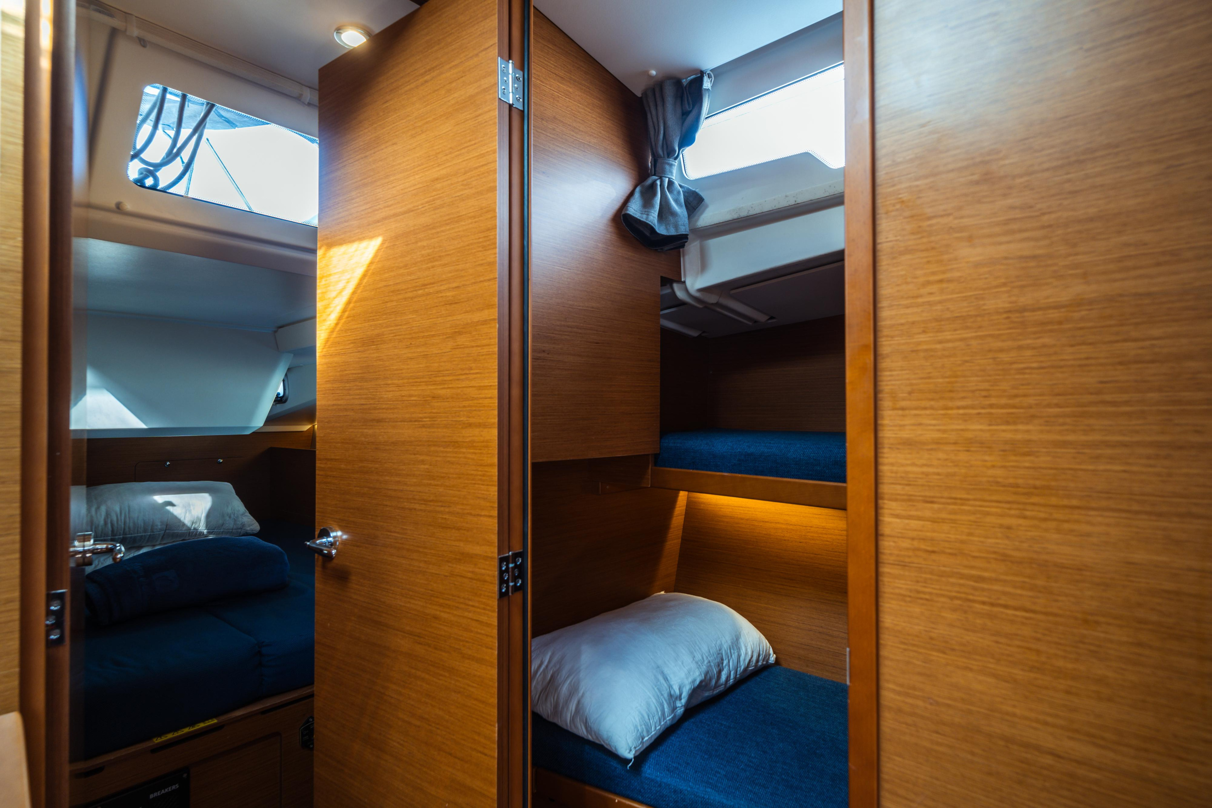 Sun Odyssey 490 — photo 2