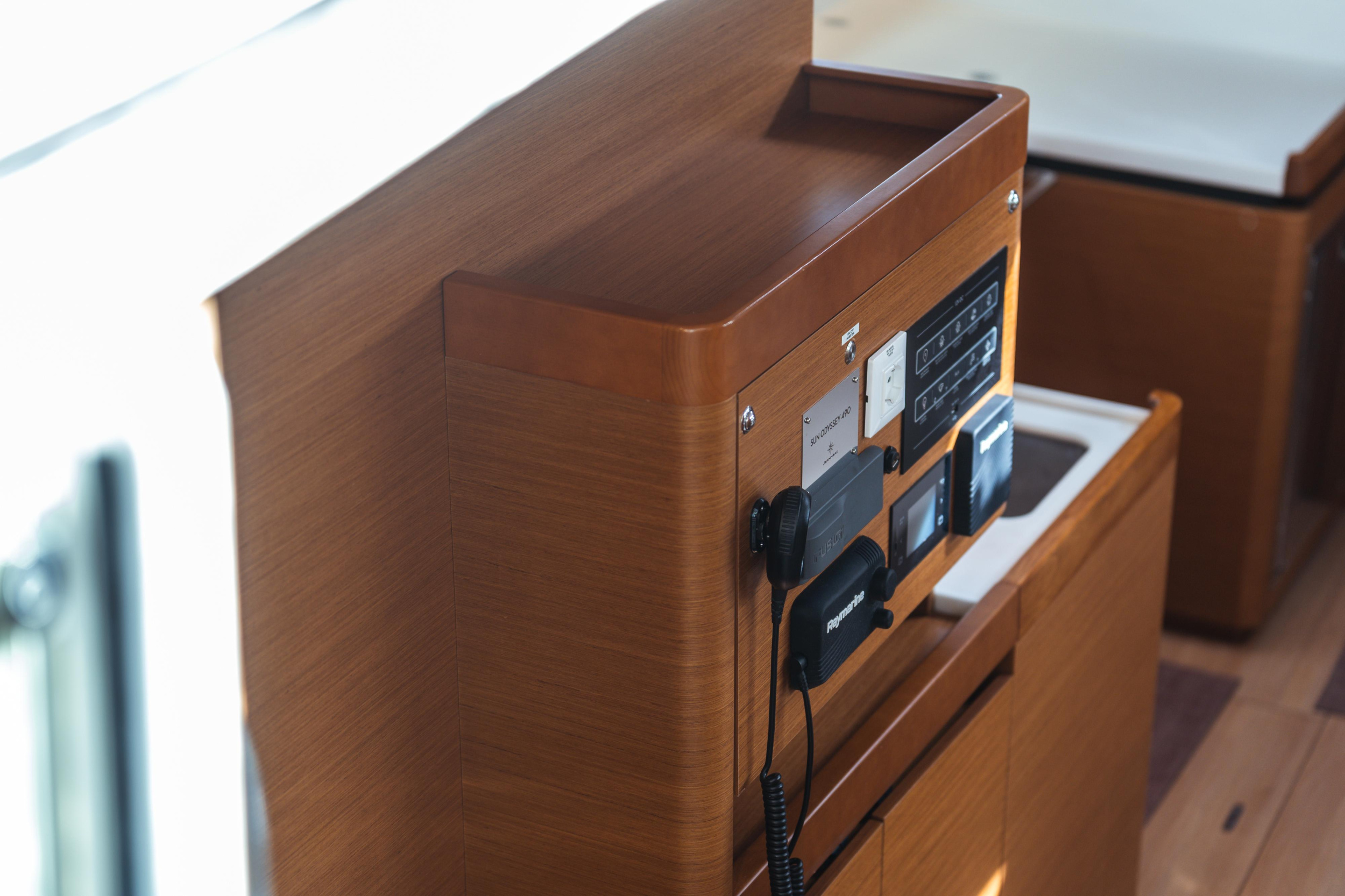 Sun Odyssey 490 — photo 3