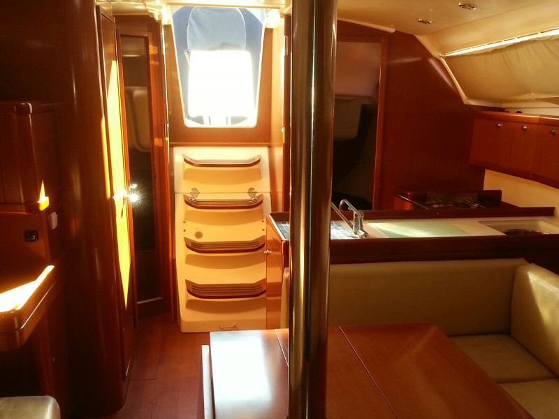 Oceanis 37 — photo 4