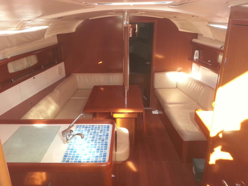 Oceanis 37 — photo 3