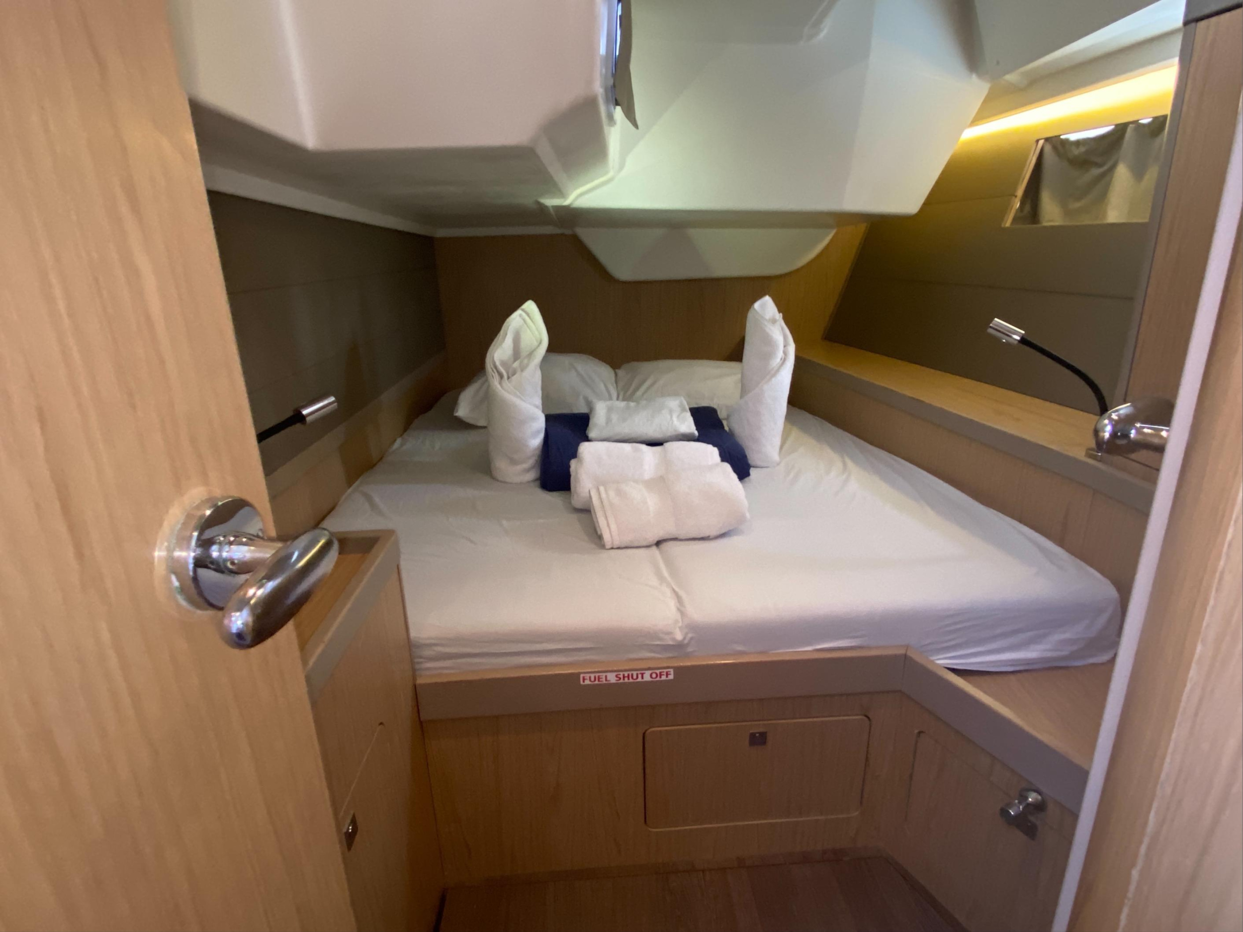 Beneteau Oceanis 48 — photo 4