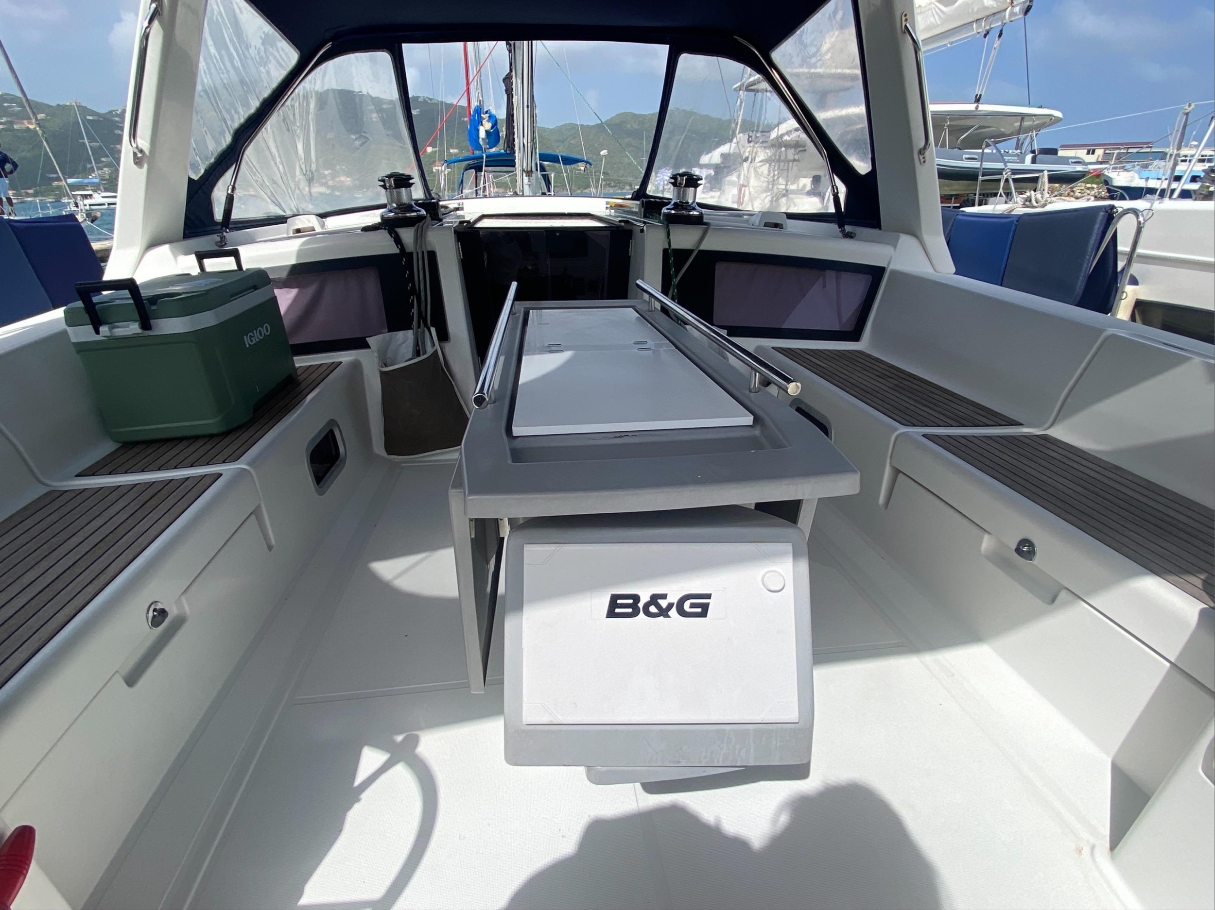 Beneteau Oceanis 48 — photo 6