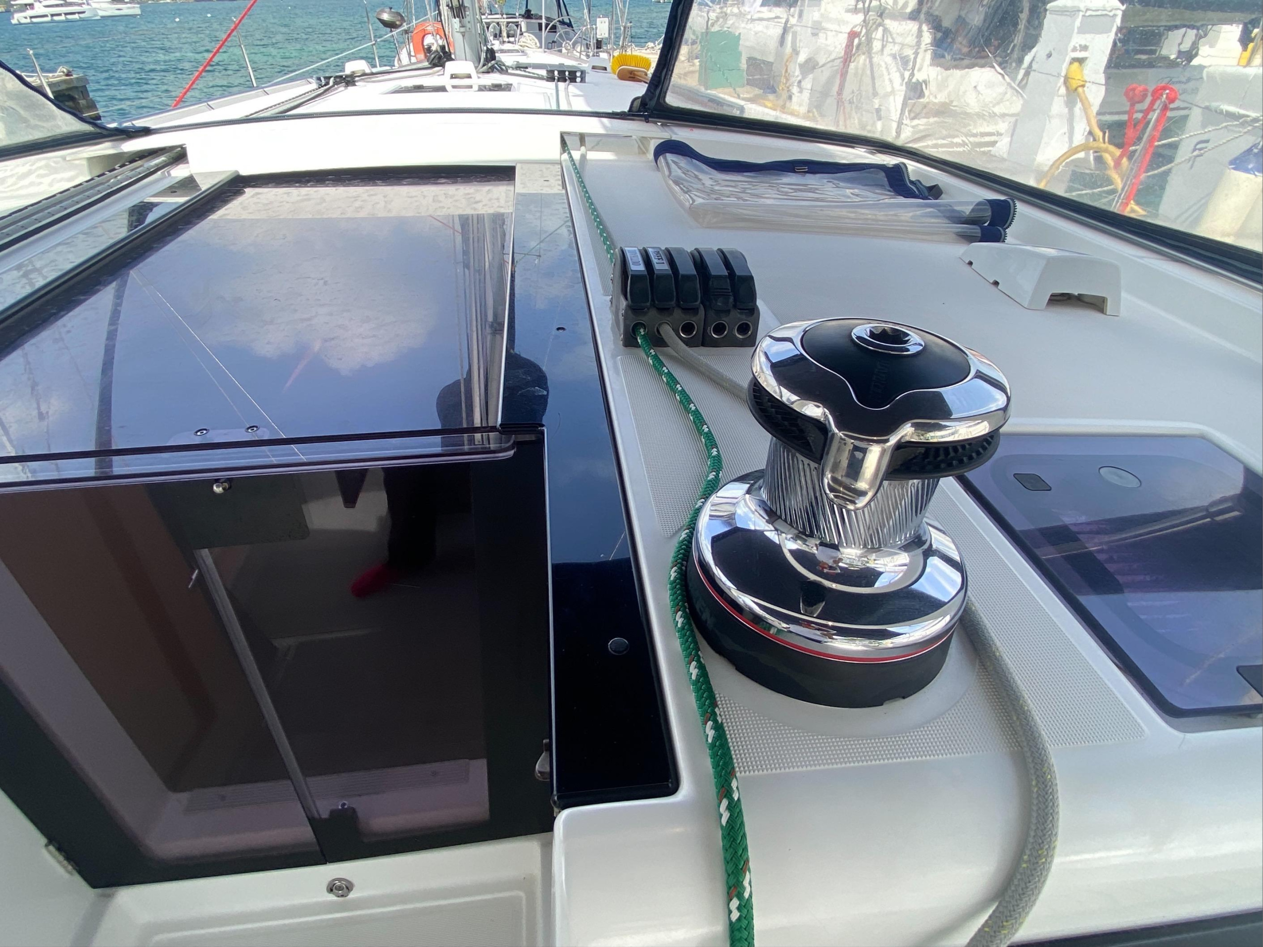 Beneteau Oceanis 48 — photo 12