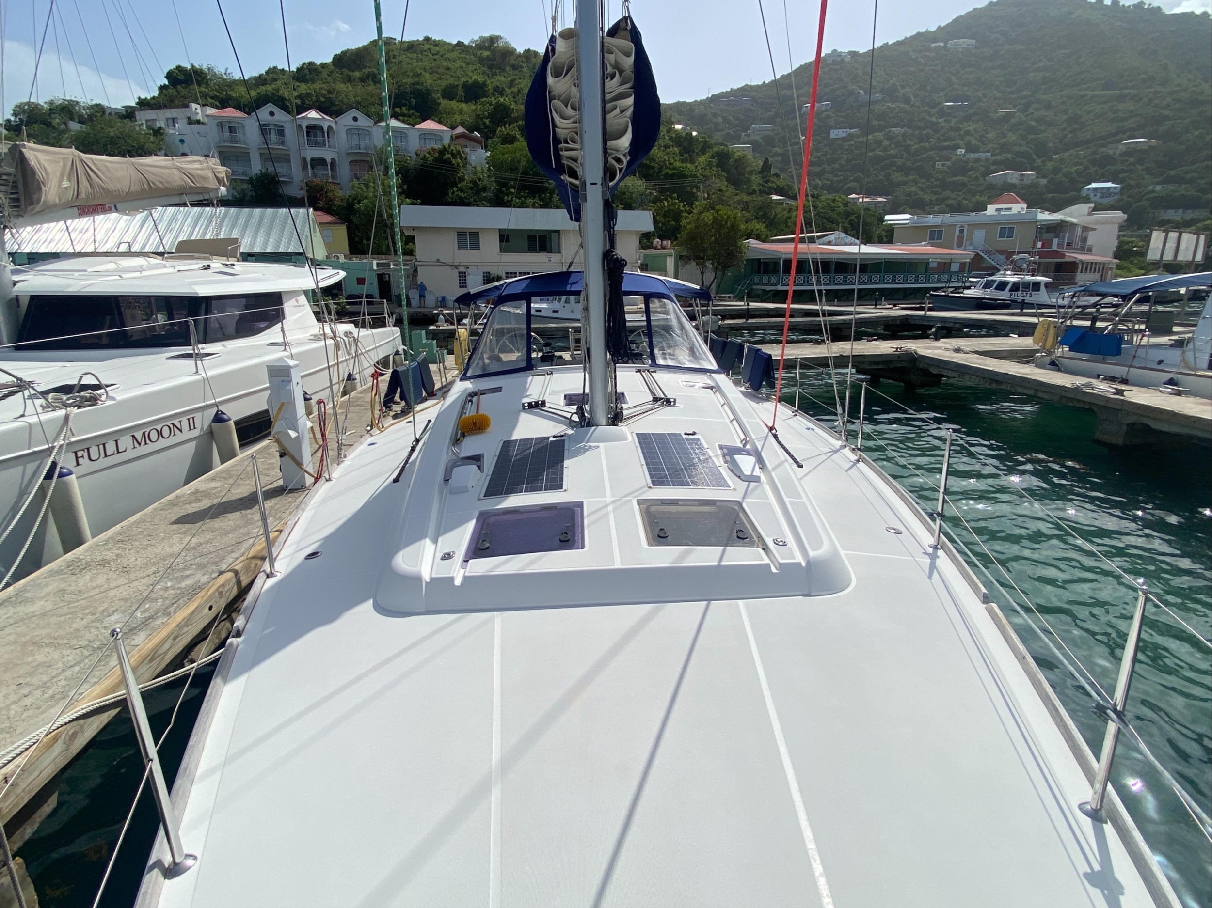 Beneteau Oceanis 48 — photo 9