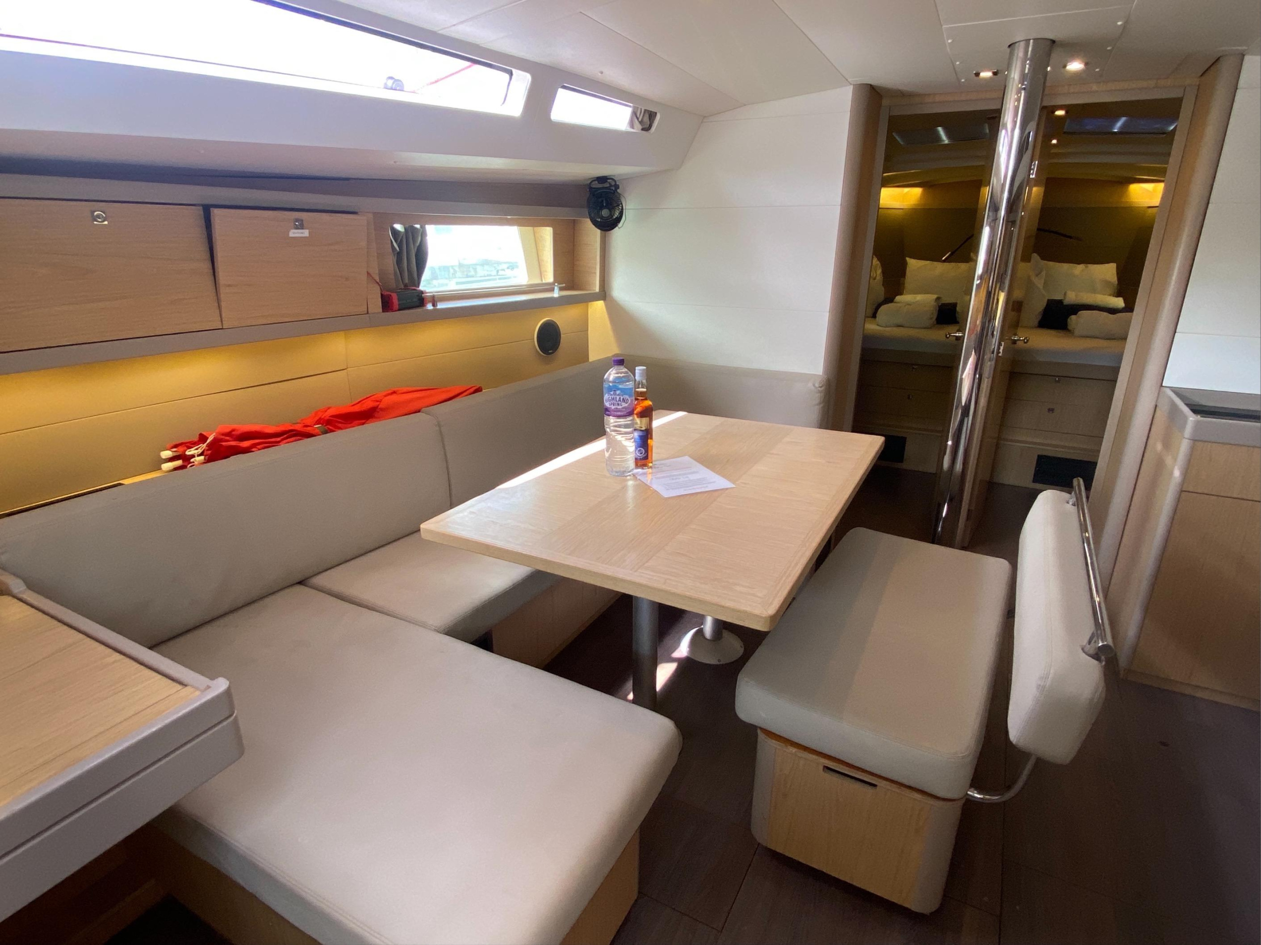 Beneteau Oceanis 48 — photo 25