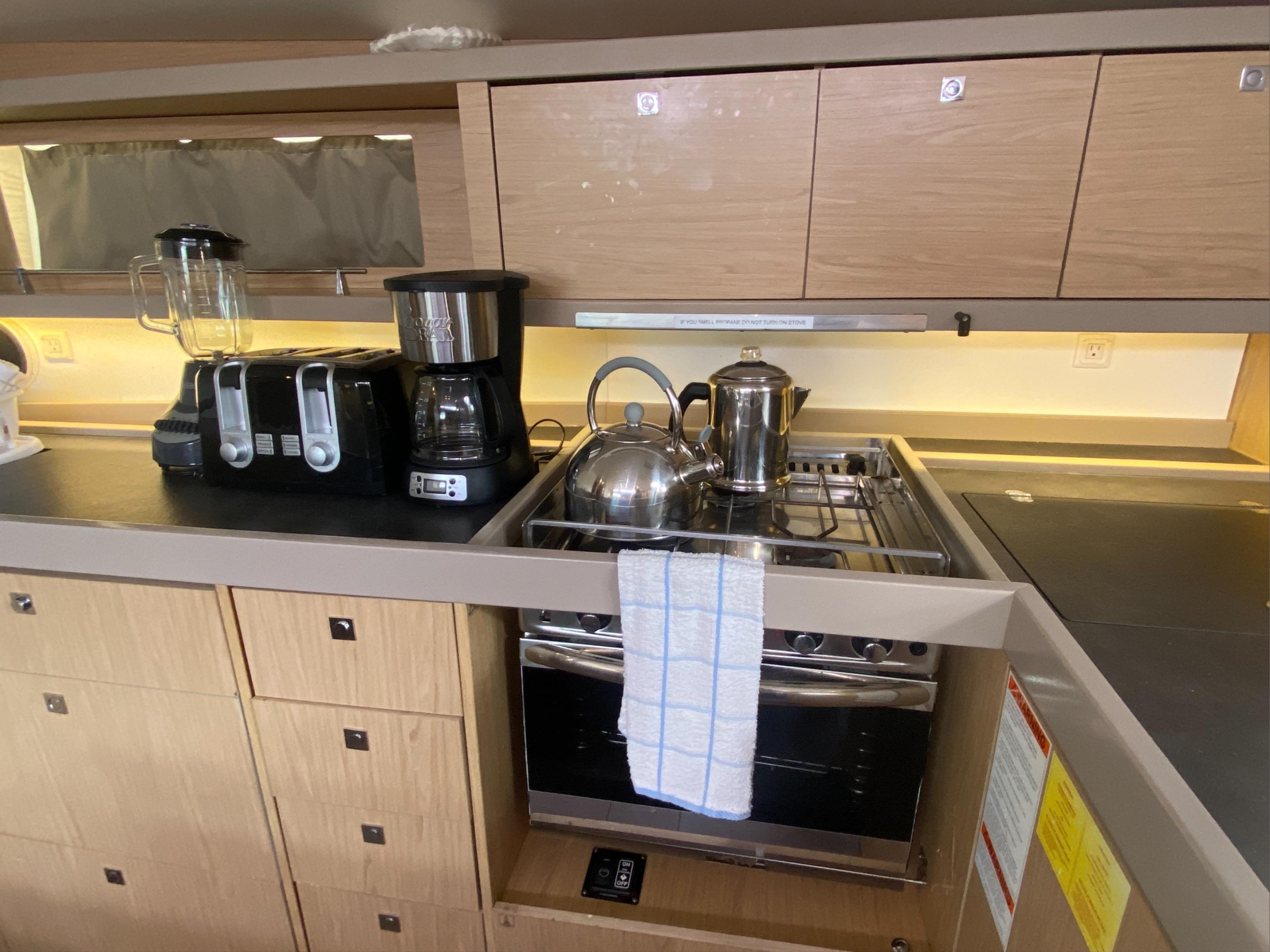 Beneteau Oceanis 48 — photo 5
