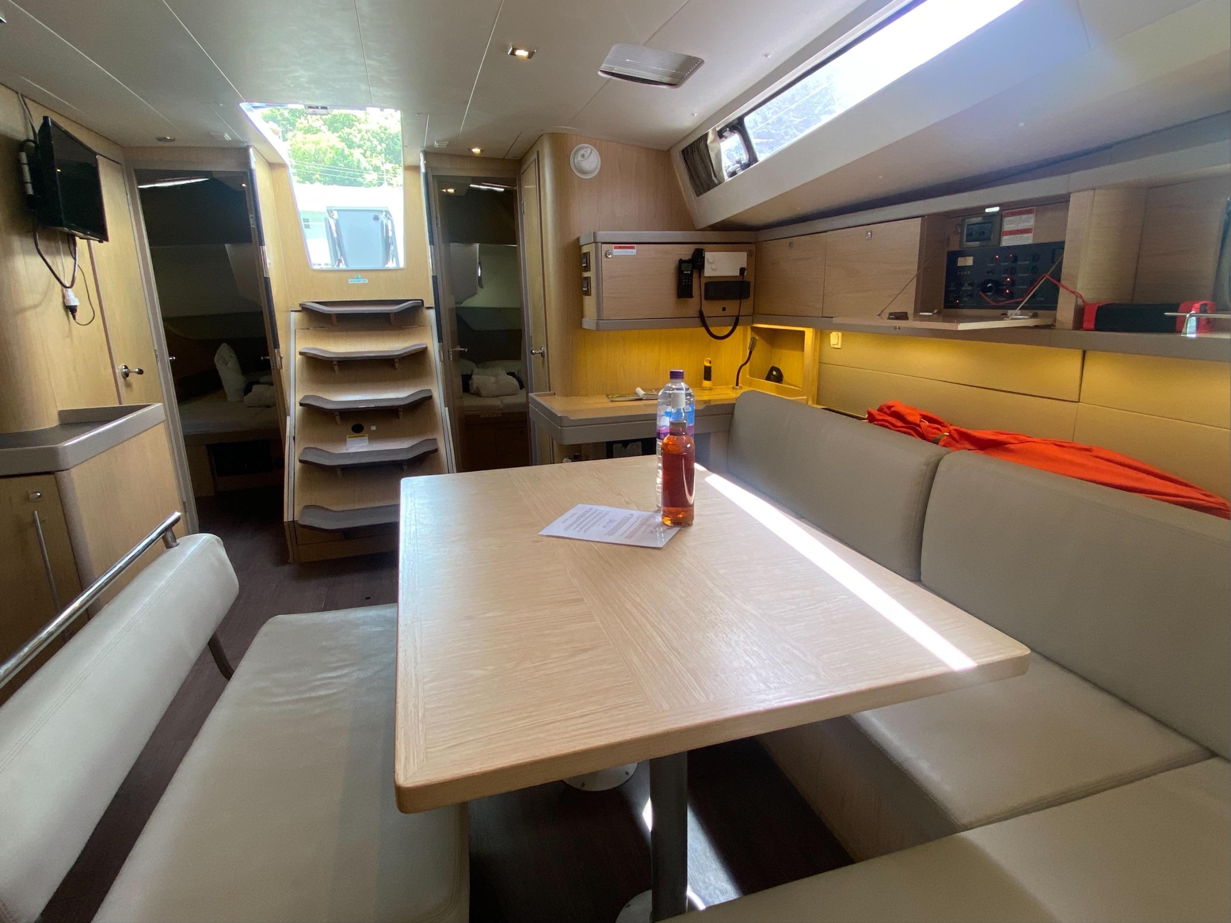 Beneteau Oceanis 48 — photo 14