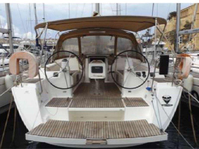 Dufour 450 GL — photo 18
