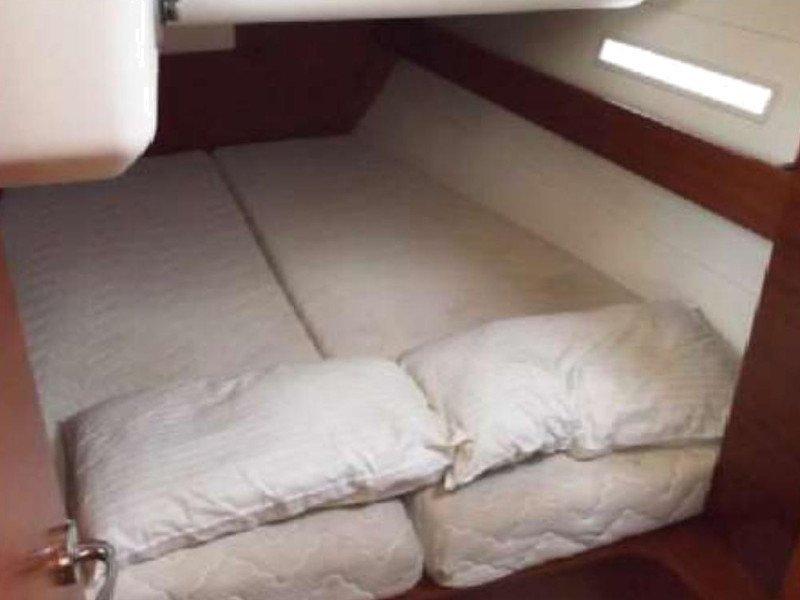 Dufour 450 GL — photo 30