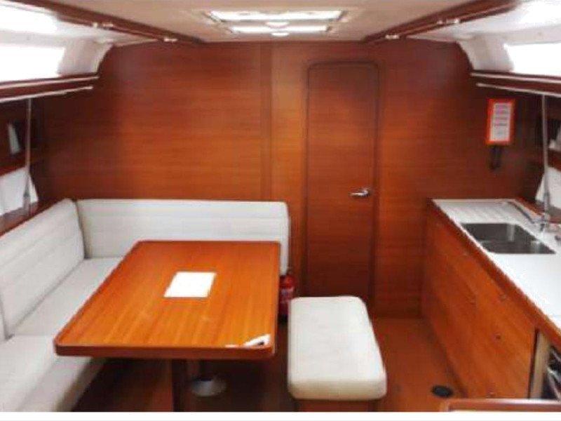 Dufour 450 GL — photo 11