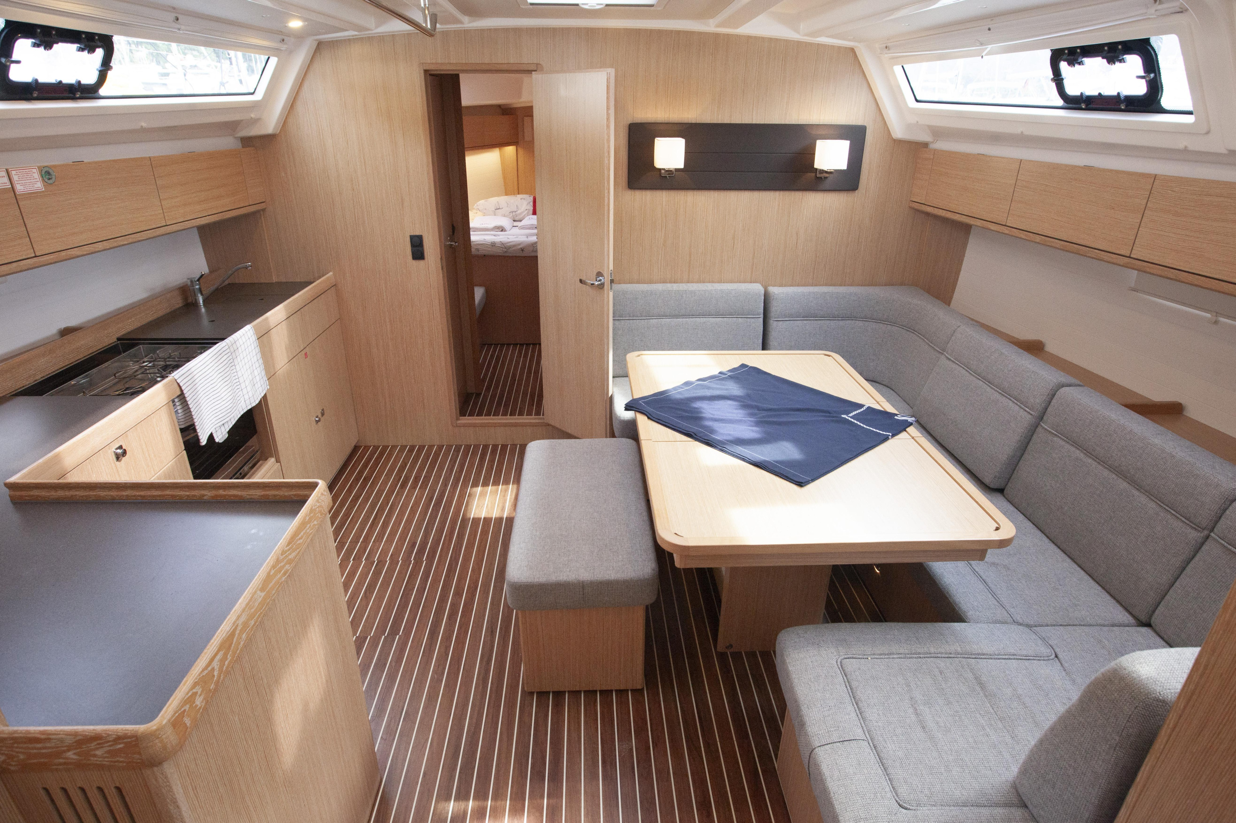 Bavaria Cruiser 46 — photo 8