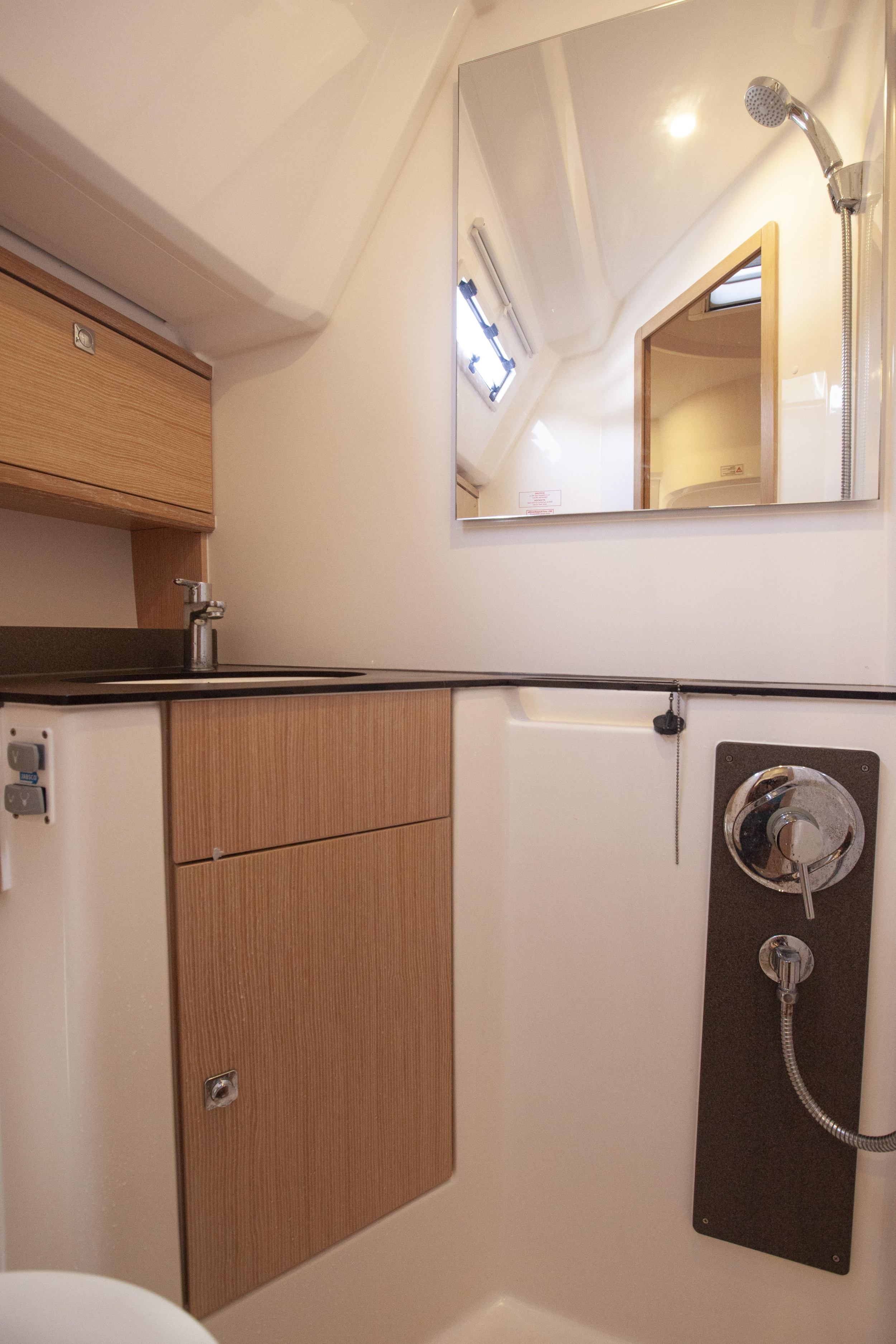 Bavaria Cruiser 46 — photo 6