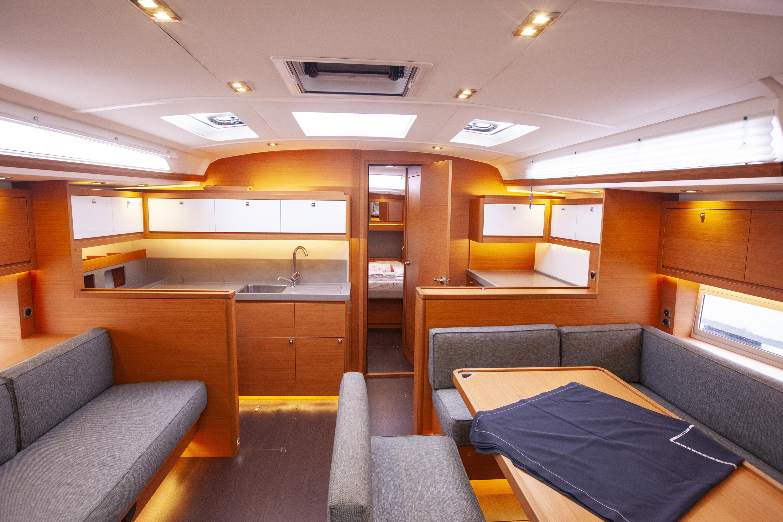Dufour 470 — photo 16