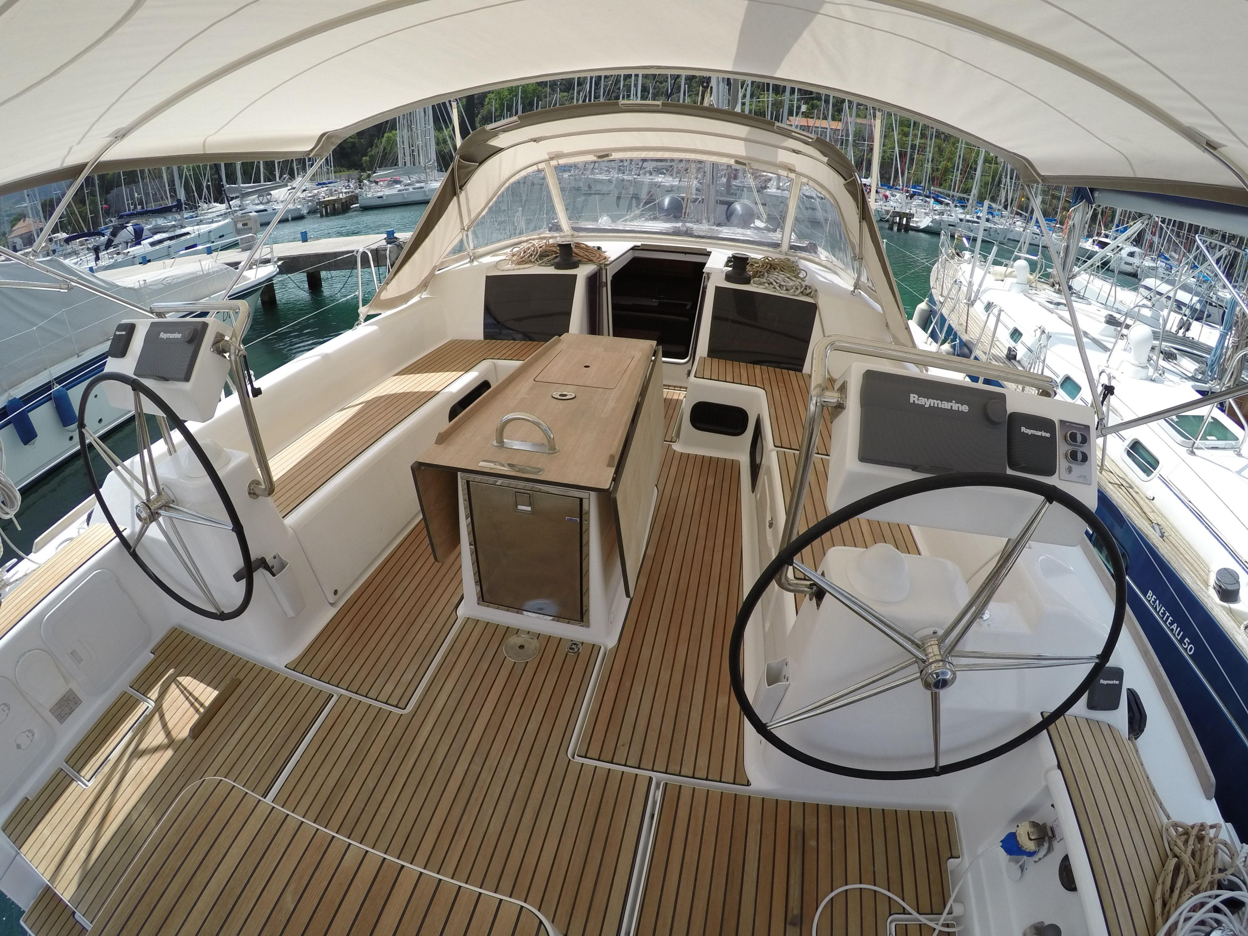 Dufour 512 Grand Large — photo 12