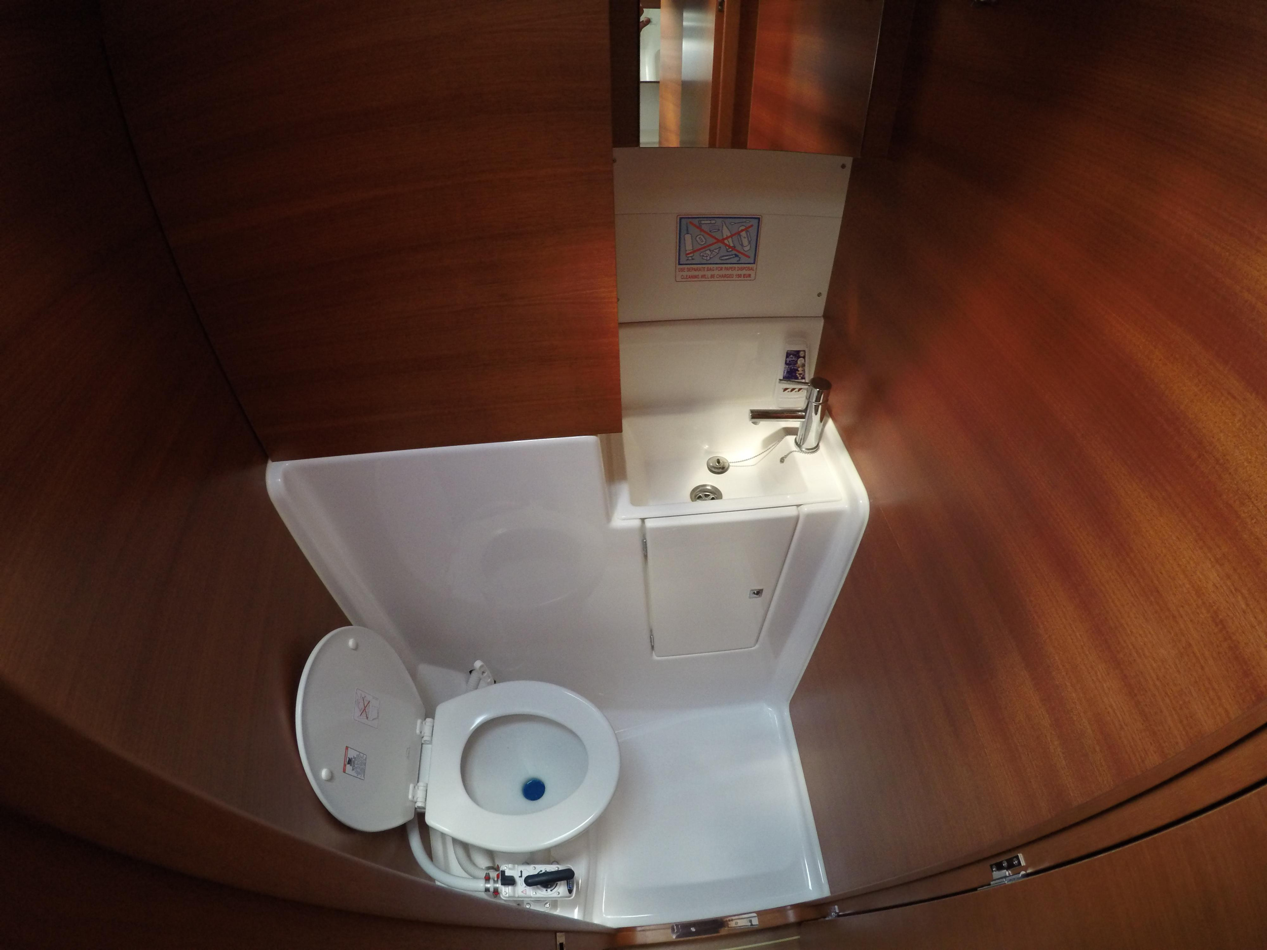 Dufour 512 Grand Large — photo 27