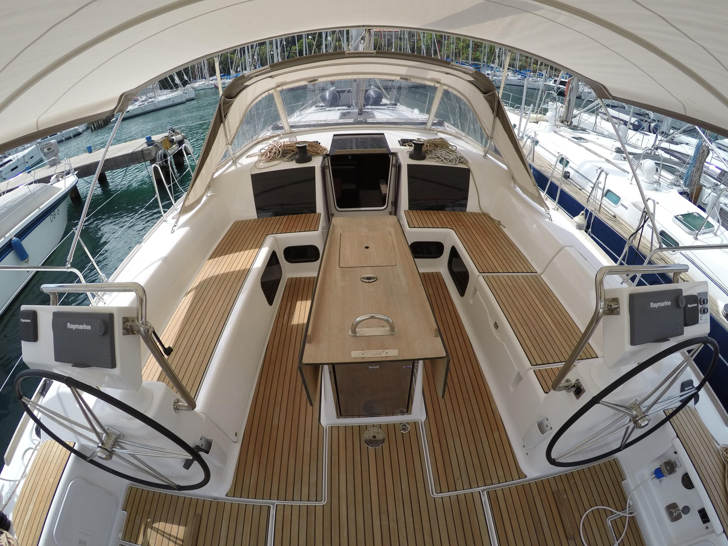 Dufour 512 Grand Large — photo 30