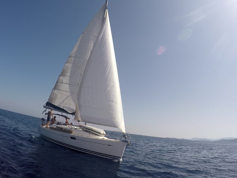 Sun Odyssey 36i — photo 1