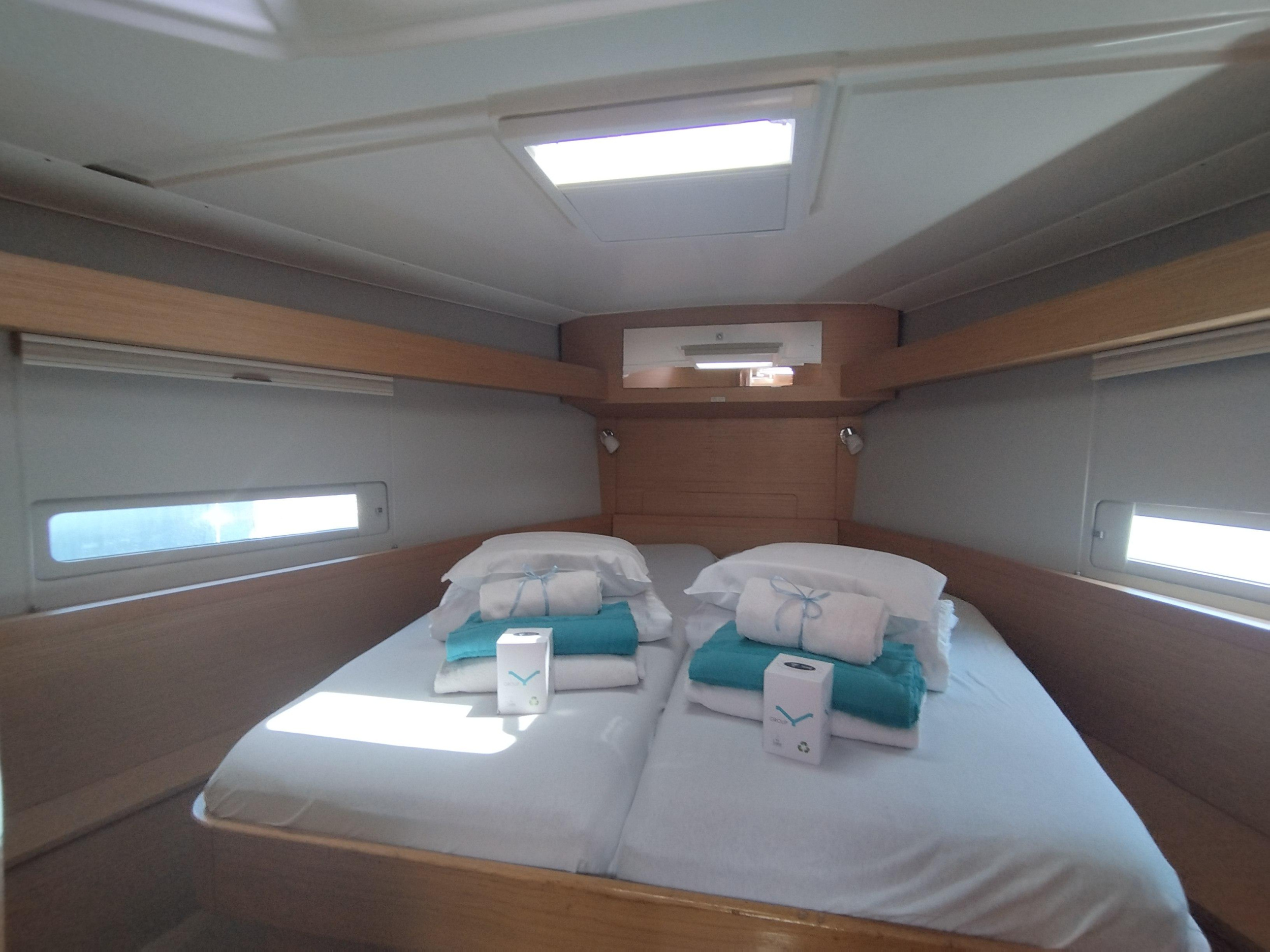 Dufour 530 Owner's Version — photo 10