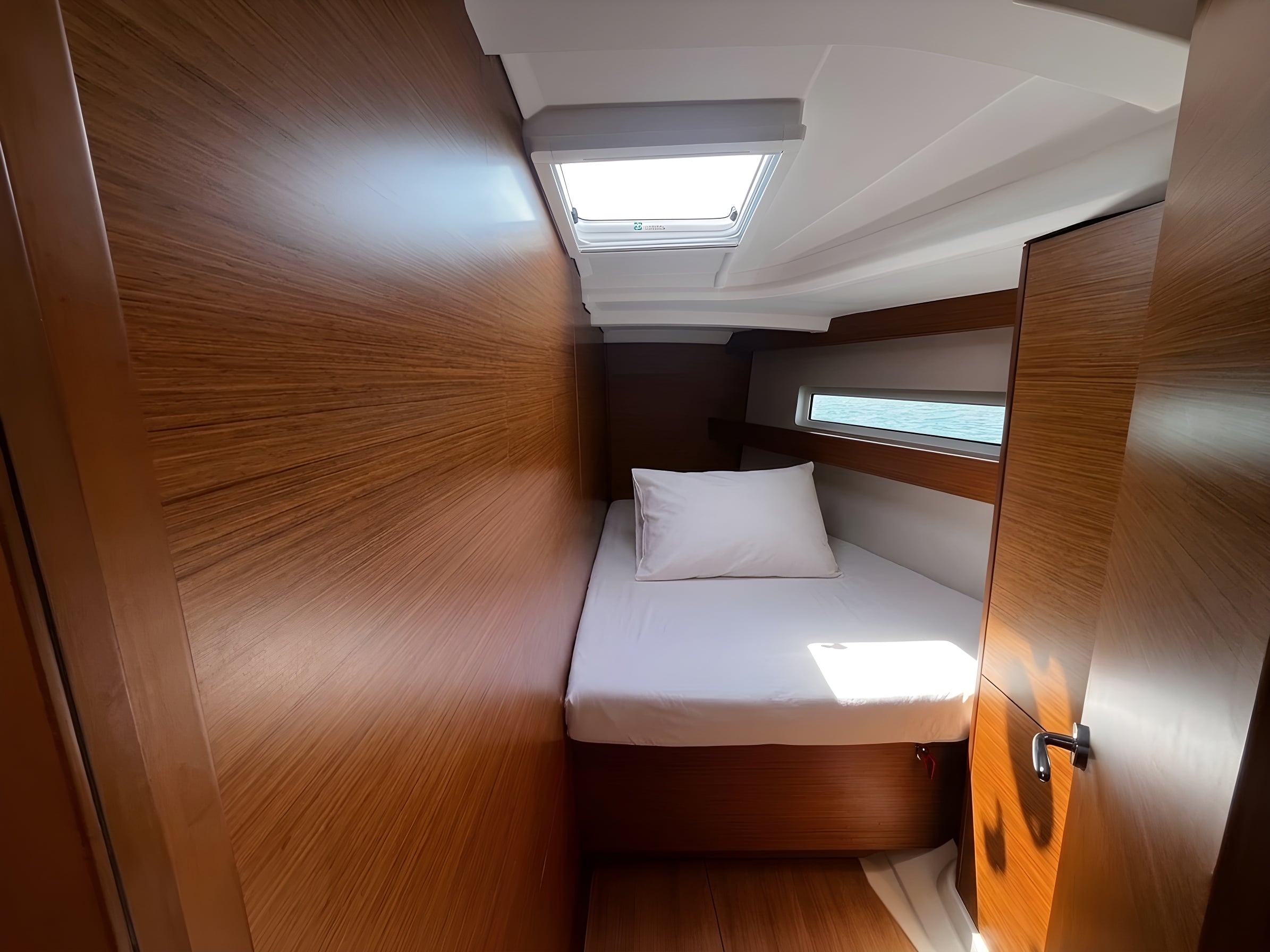 Sun Odyssey 440 — photo 5