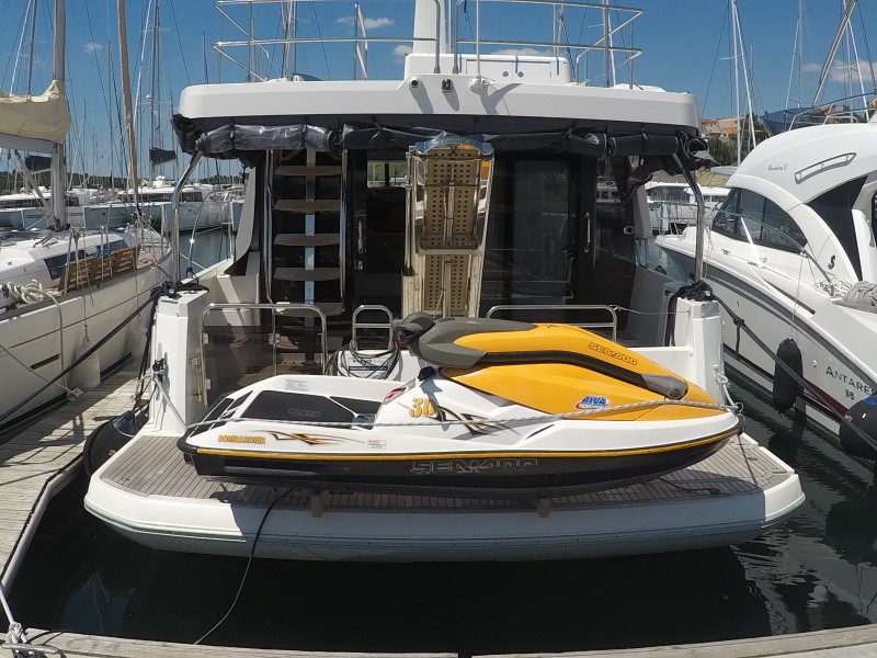 Beneteau S. Trawler 47 — photo 40