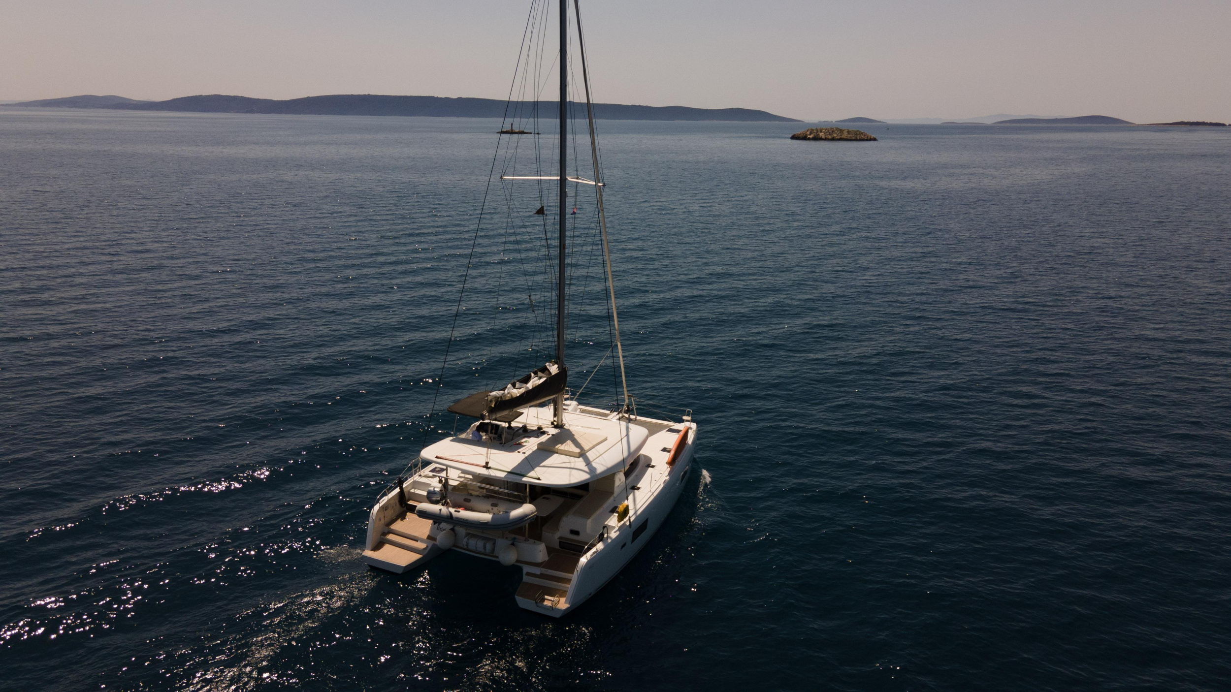 Lagoon 42 — photo 11
