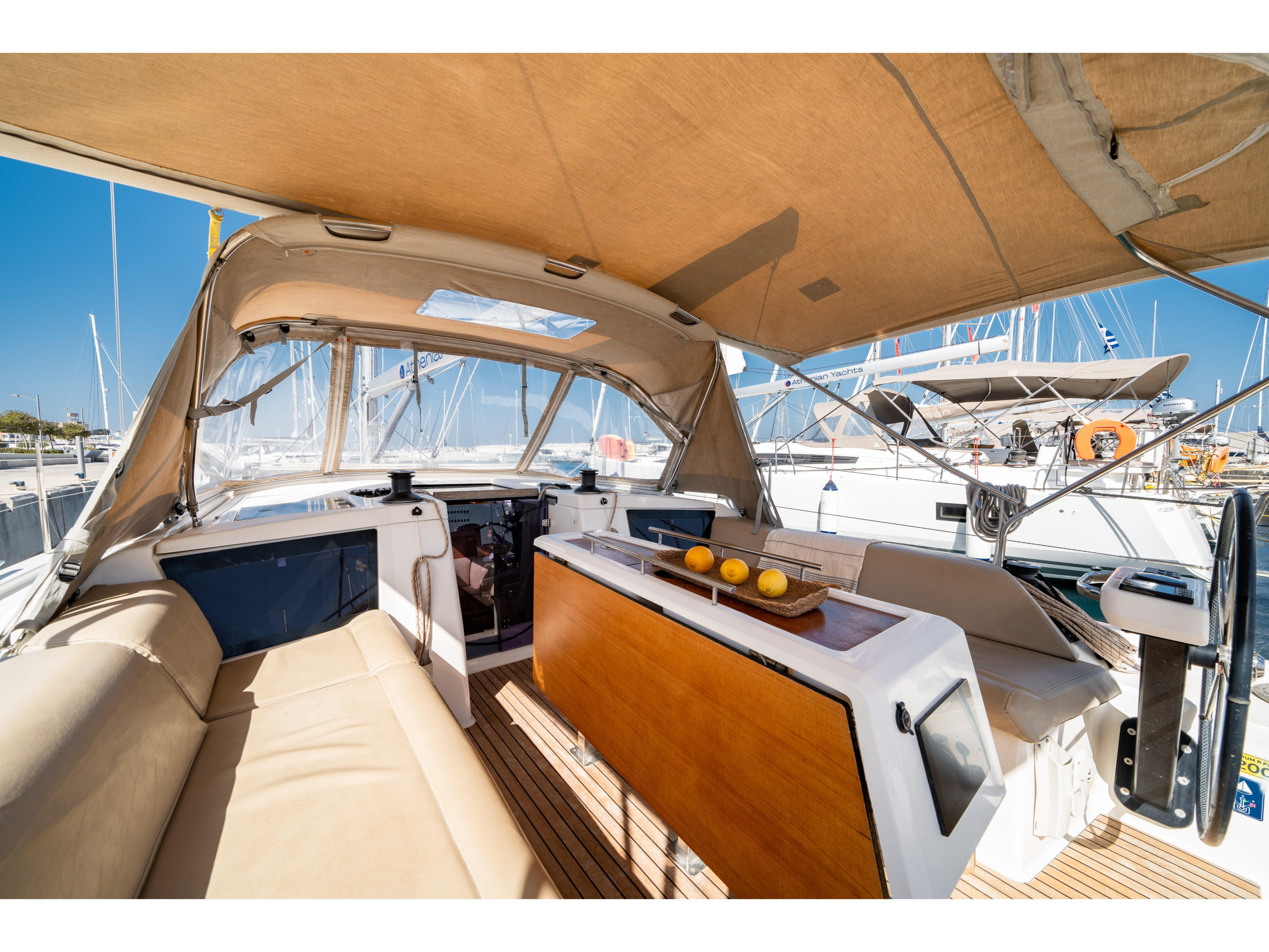 Dufour 390 Grand Large — photo 1