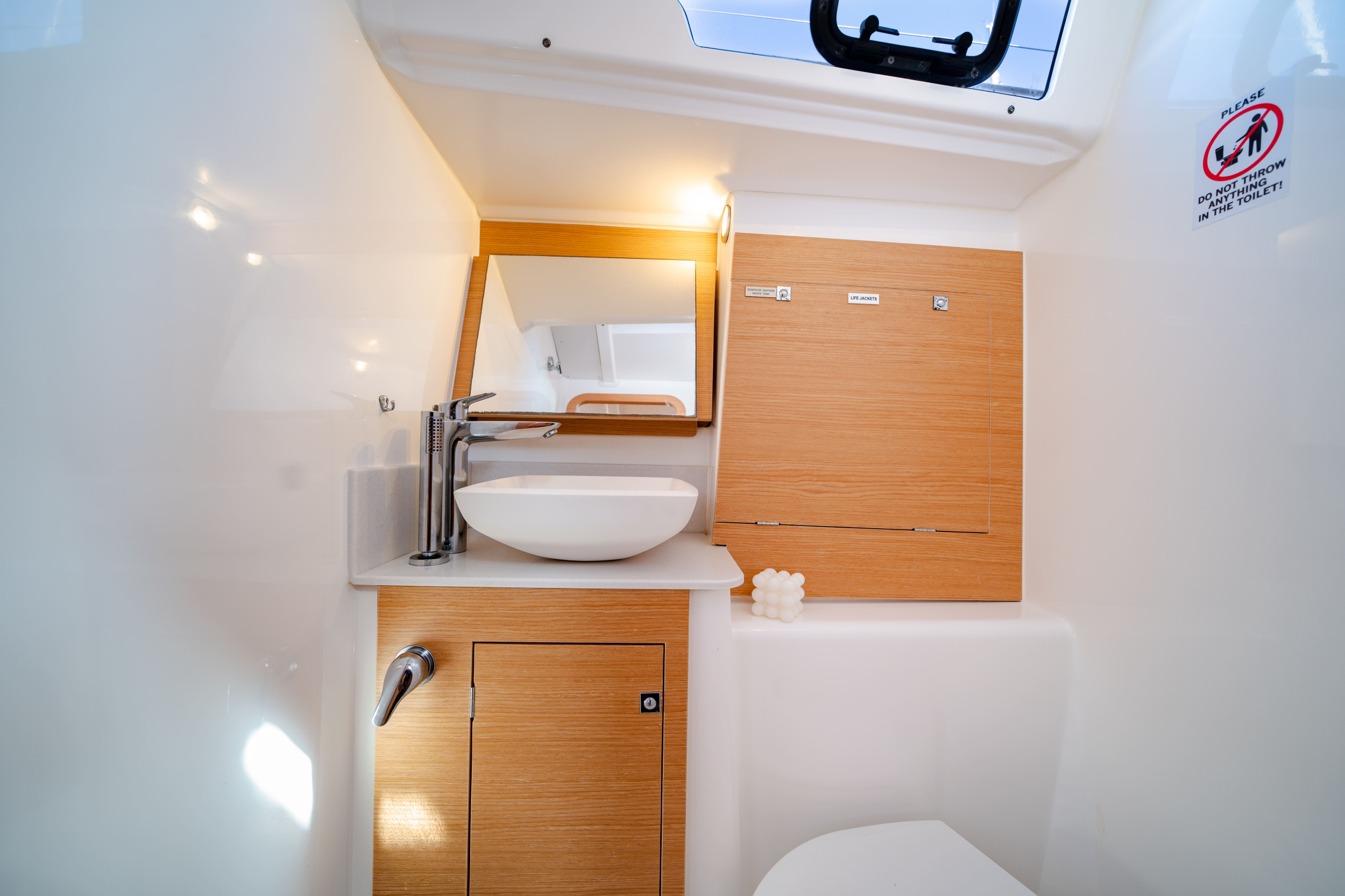 Dufour 390 Grand Large — photo 10