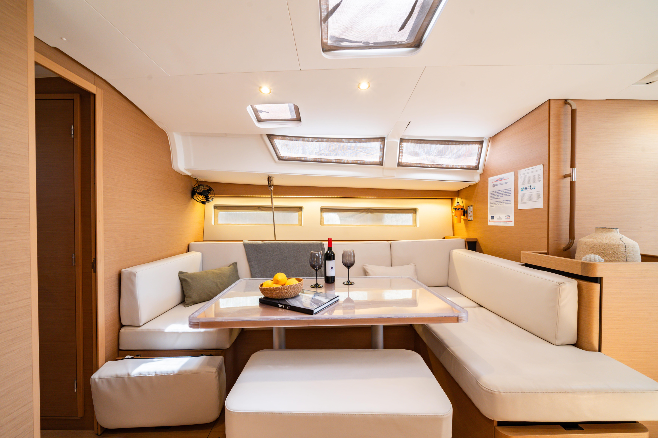 Sun Odyssey 490 4 cabins — photo 3