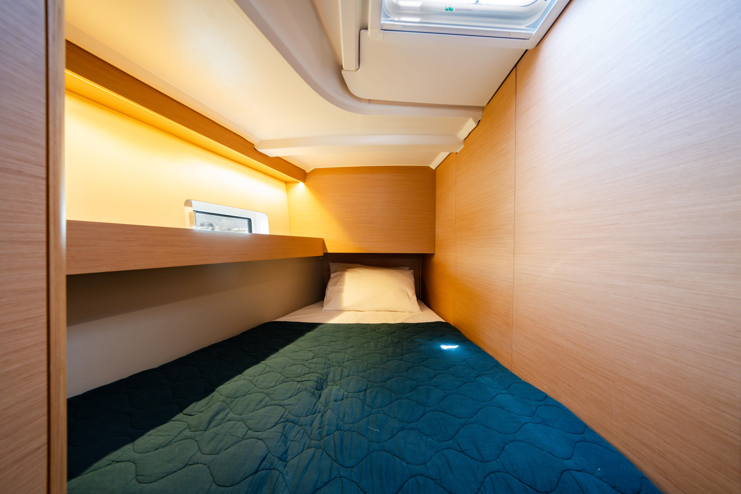 Sun Odyssey 490 4 cabins — photo 13