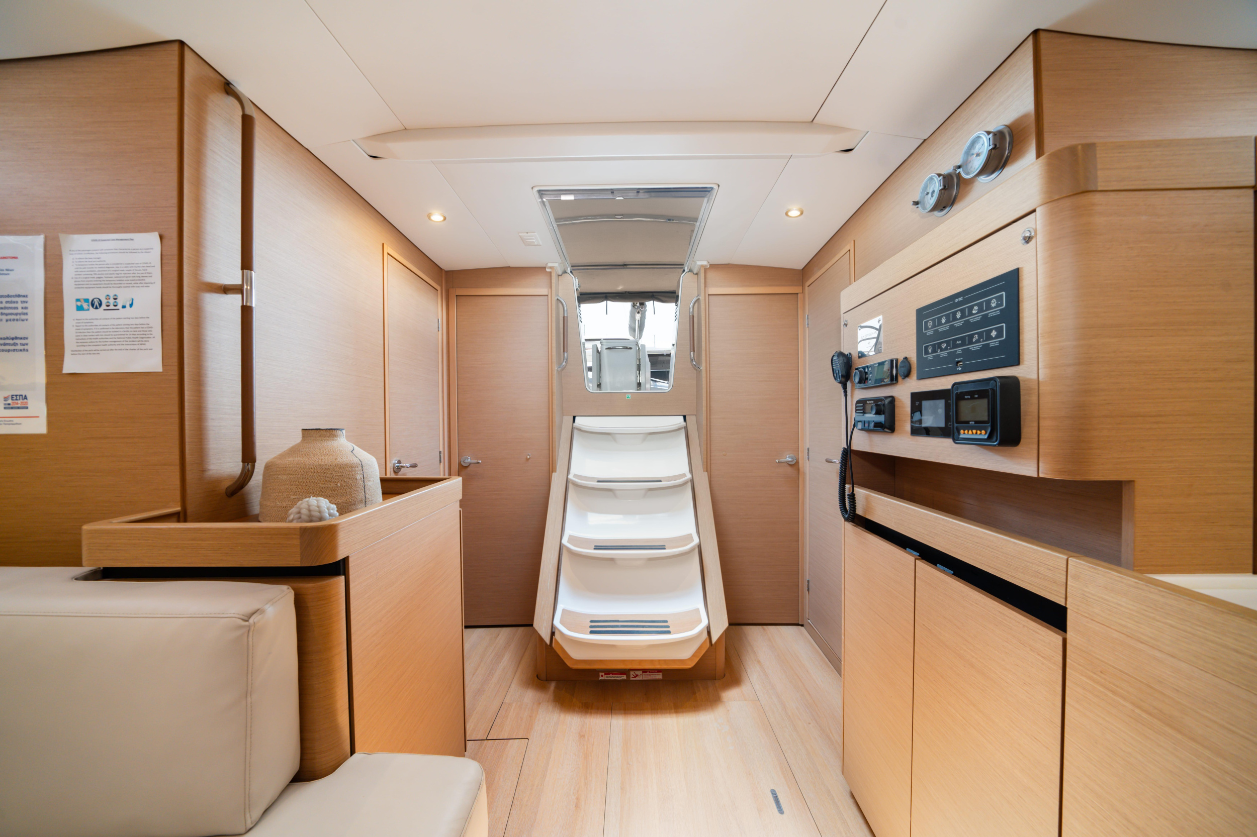 Sun Odyssey 490 4 cabins — photo 24