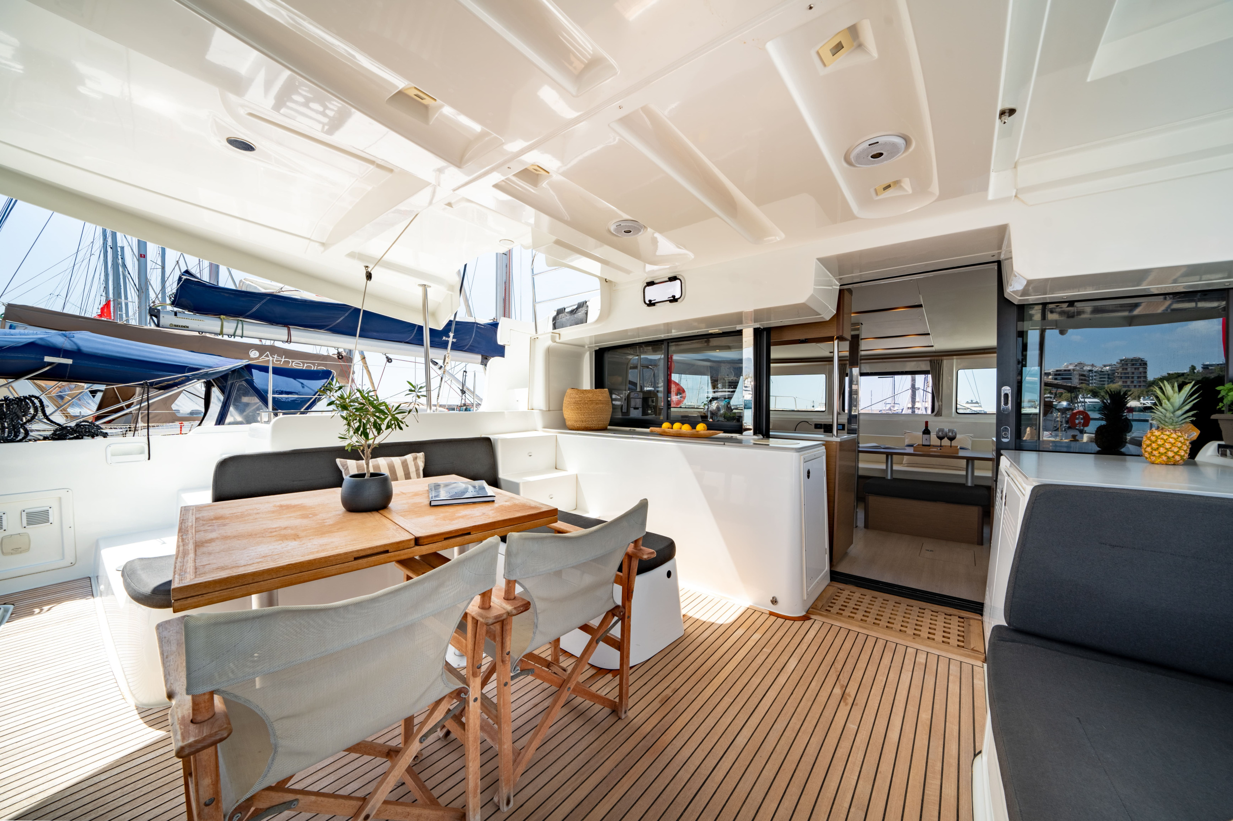 Lagoon 46 — photo 21