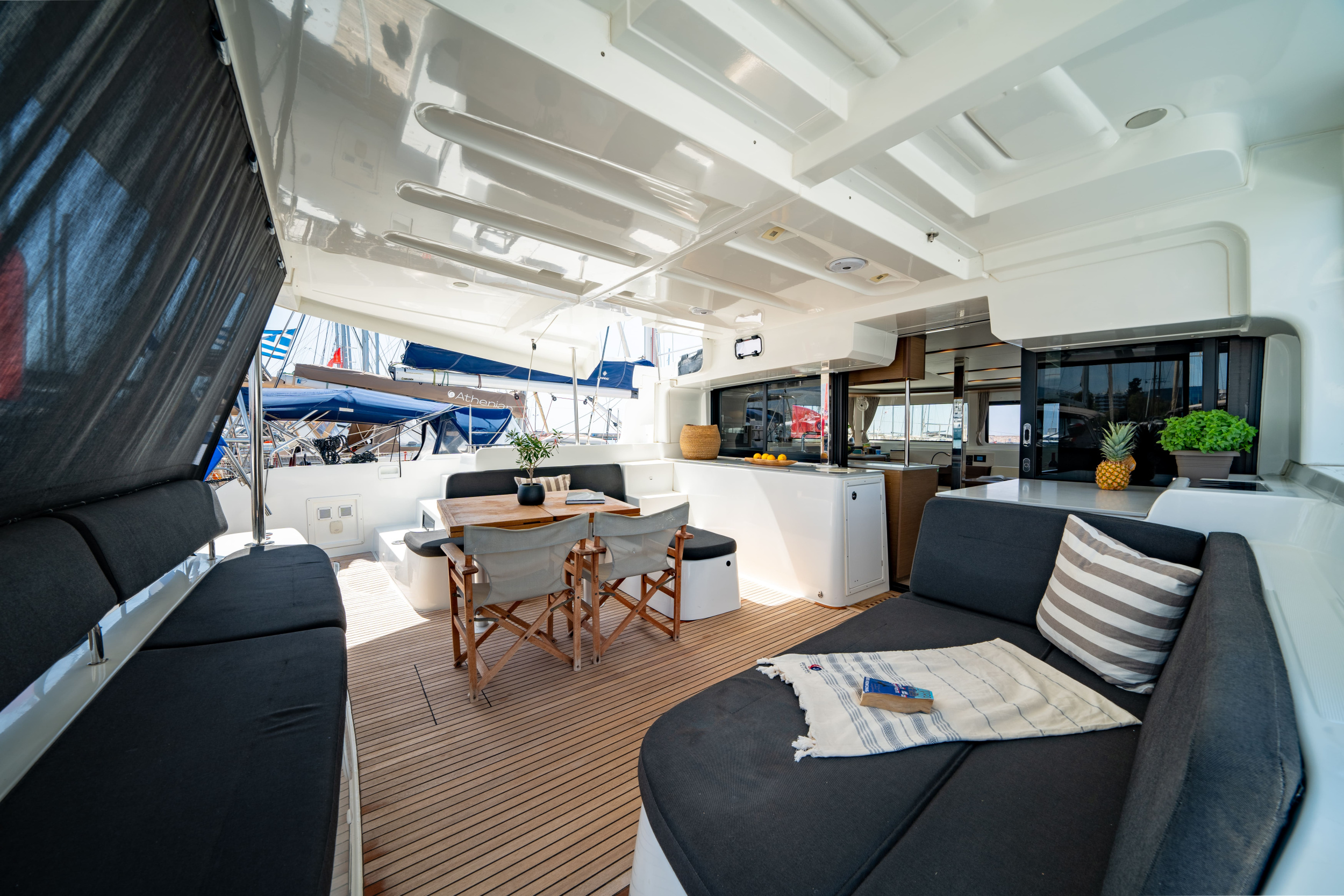 Lagoon 46 — photo 14