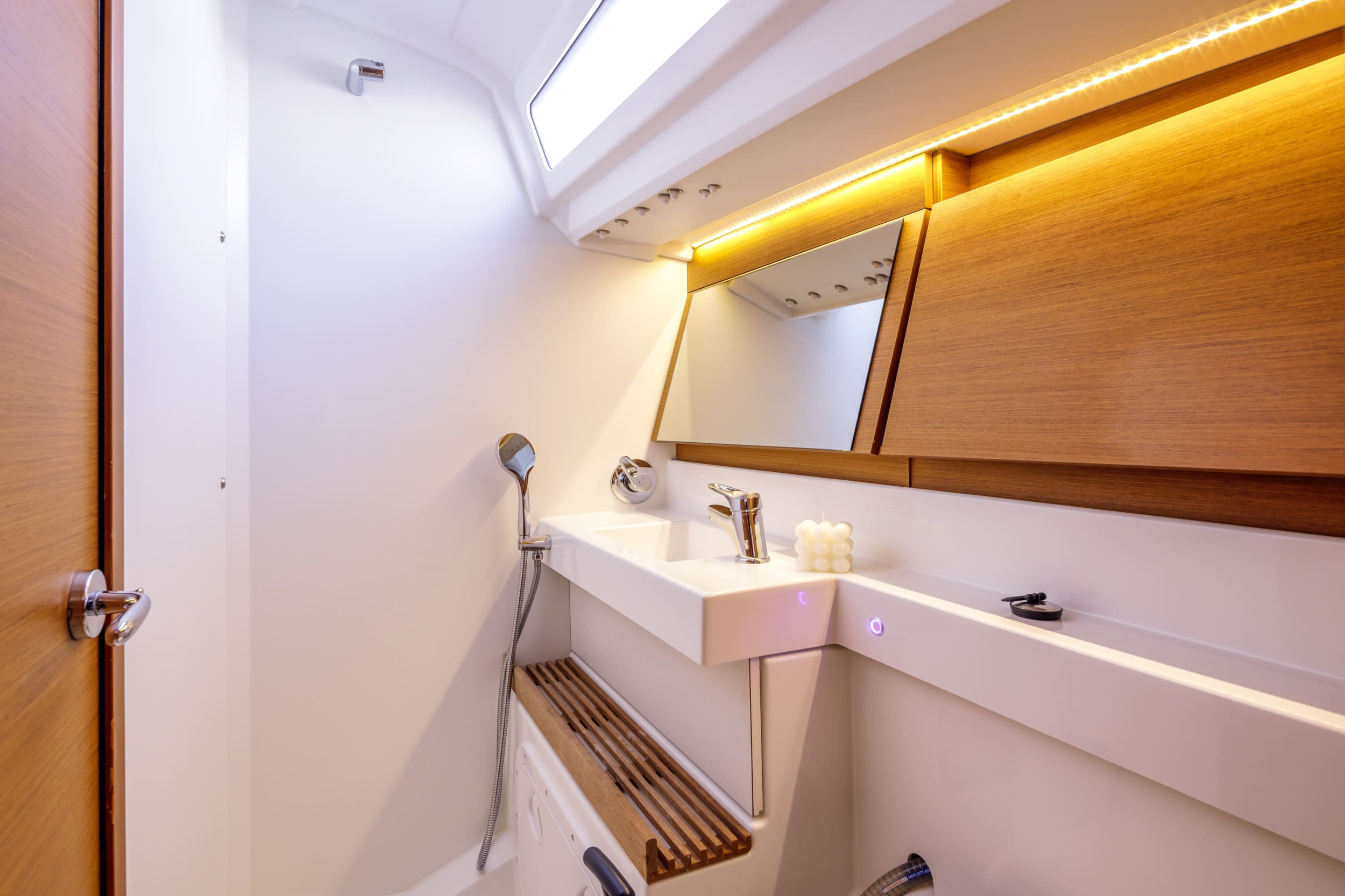 Sun Odyssey 440 — photo 8