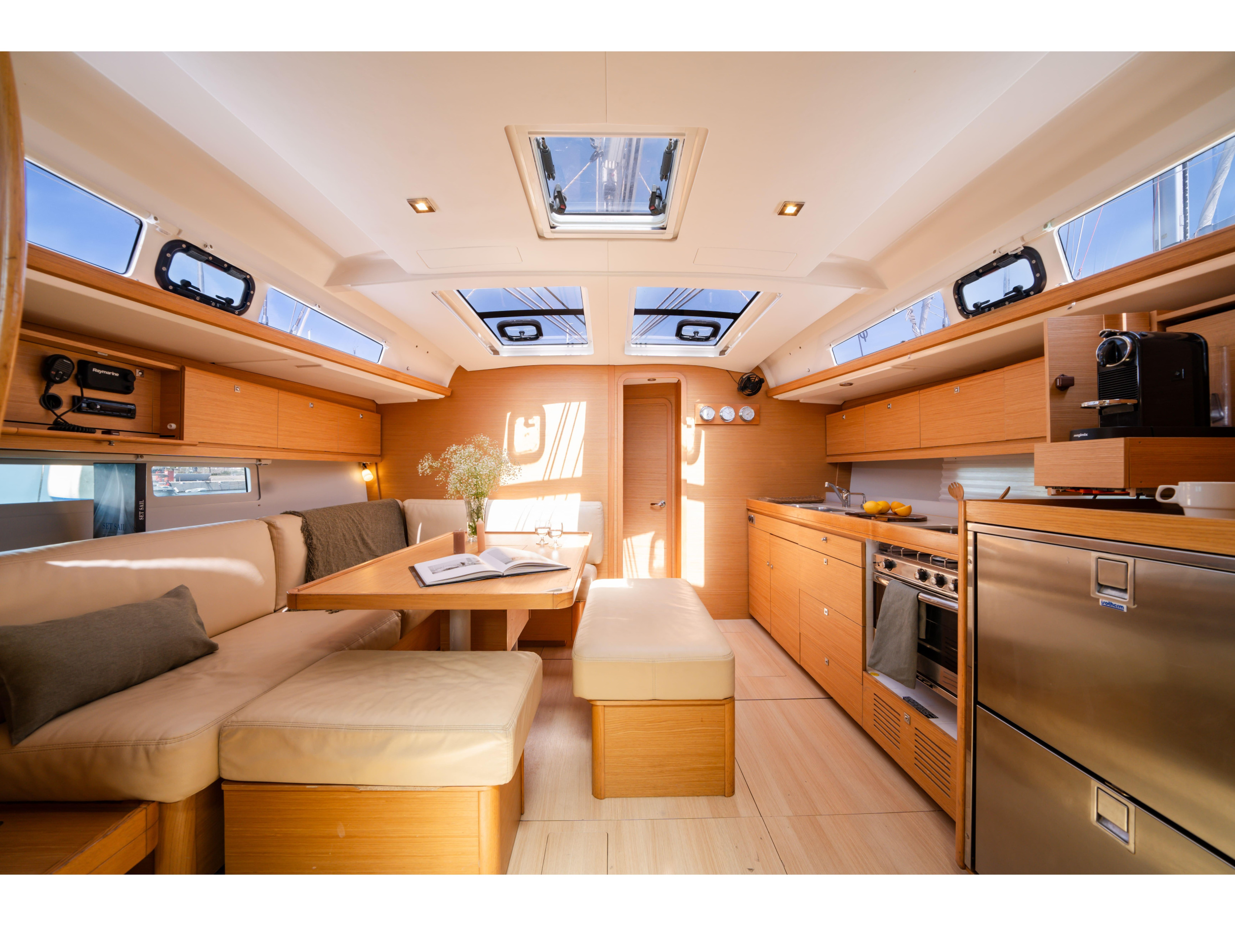 Dufour 460 Grand Large — photo 14