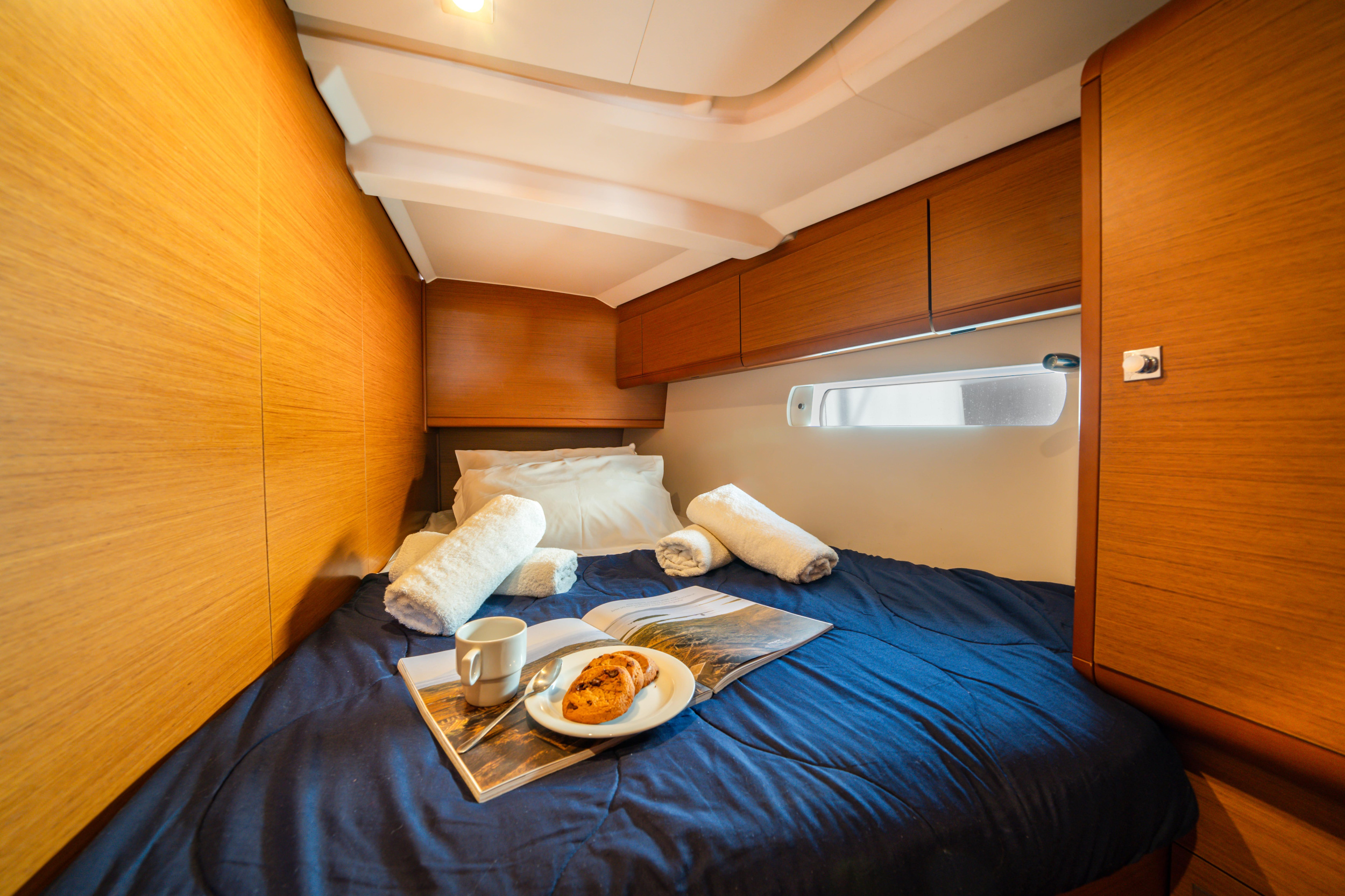 Sun Odyssey 519 - 5 cabs — photo 9