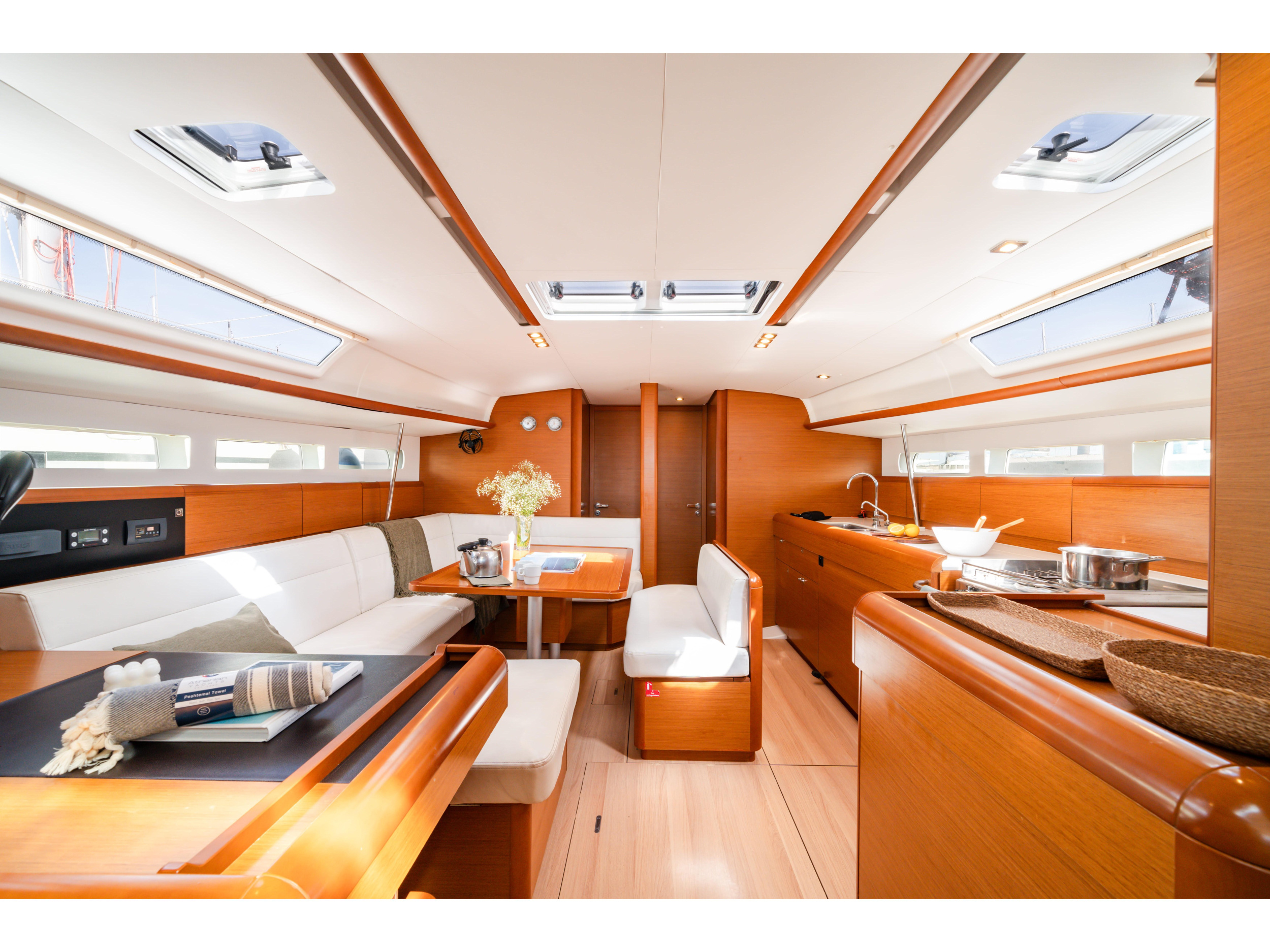 Sun Odyssey 519 - 5 cabs — photo 20