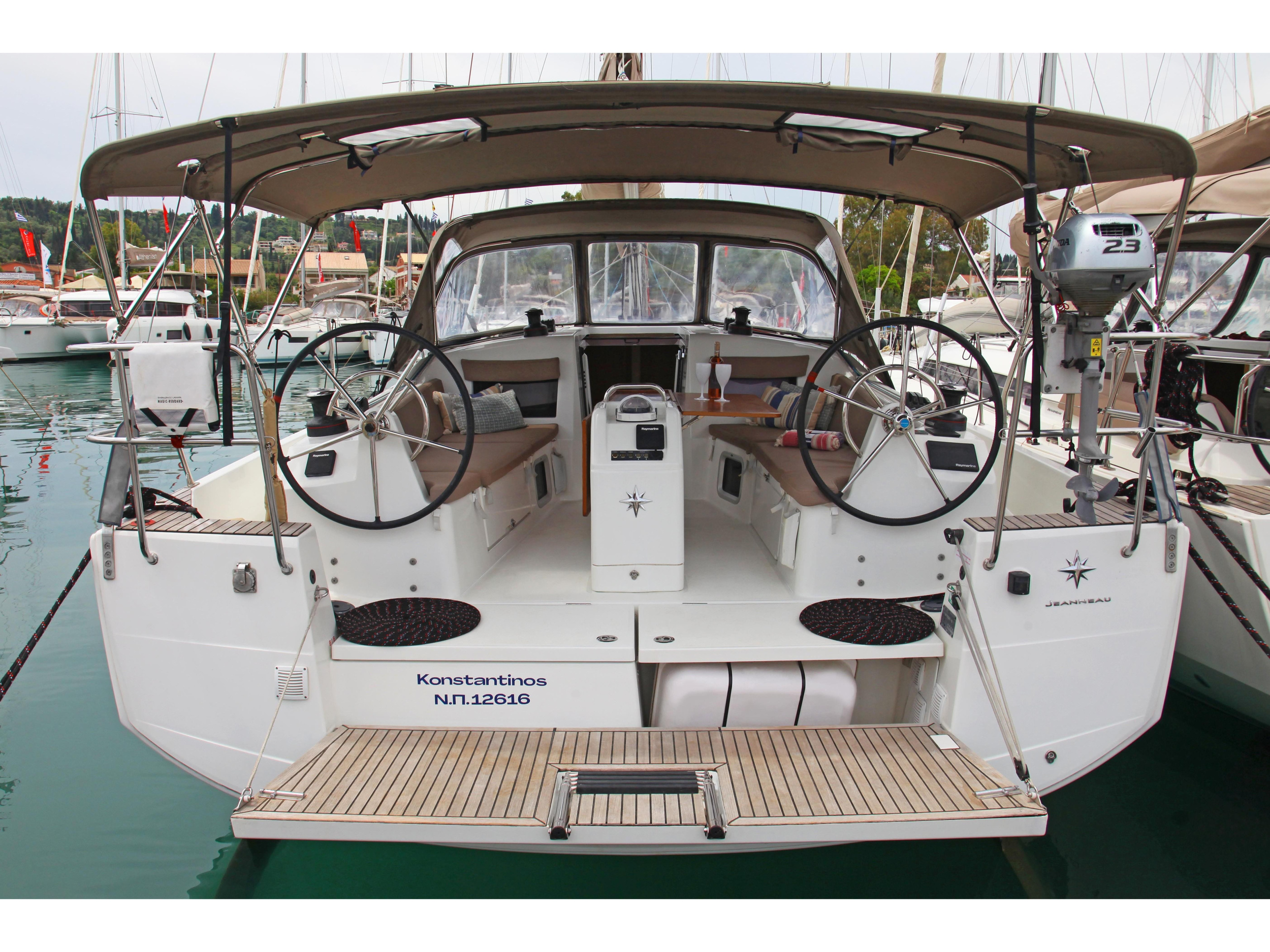 Sun Odyssey 410 — photo 1