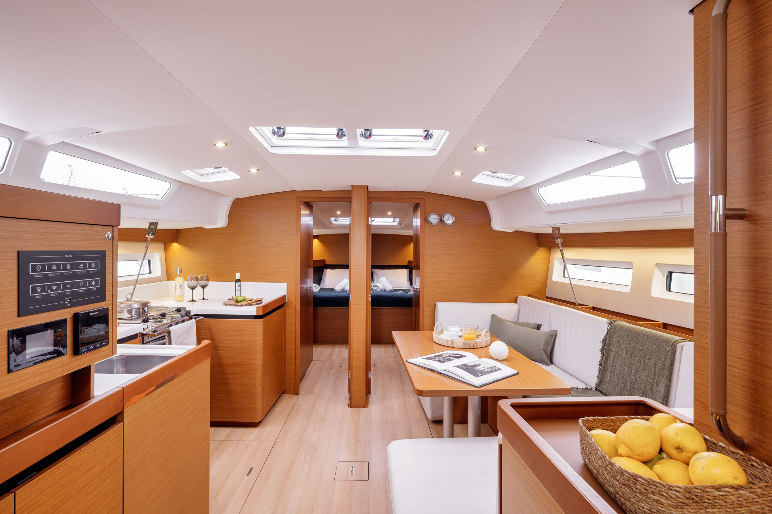 Sun Odyssey 490 4 cabins — photo 2