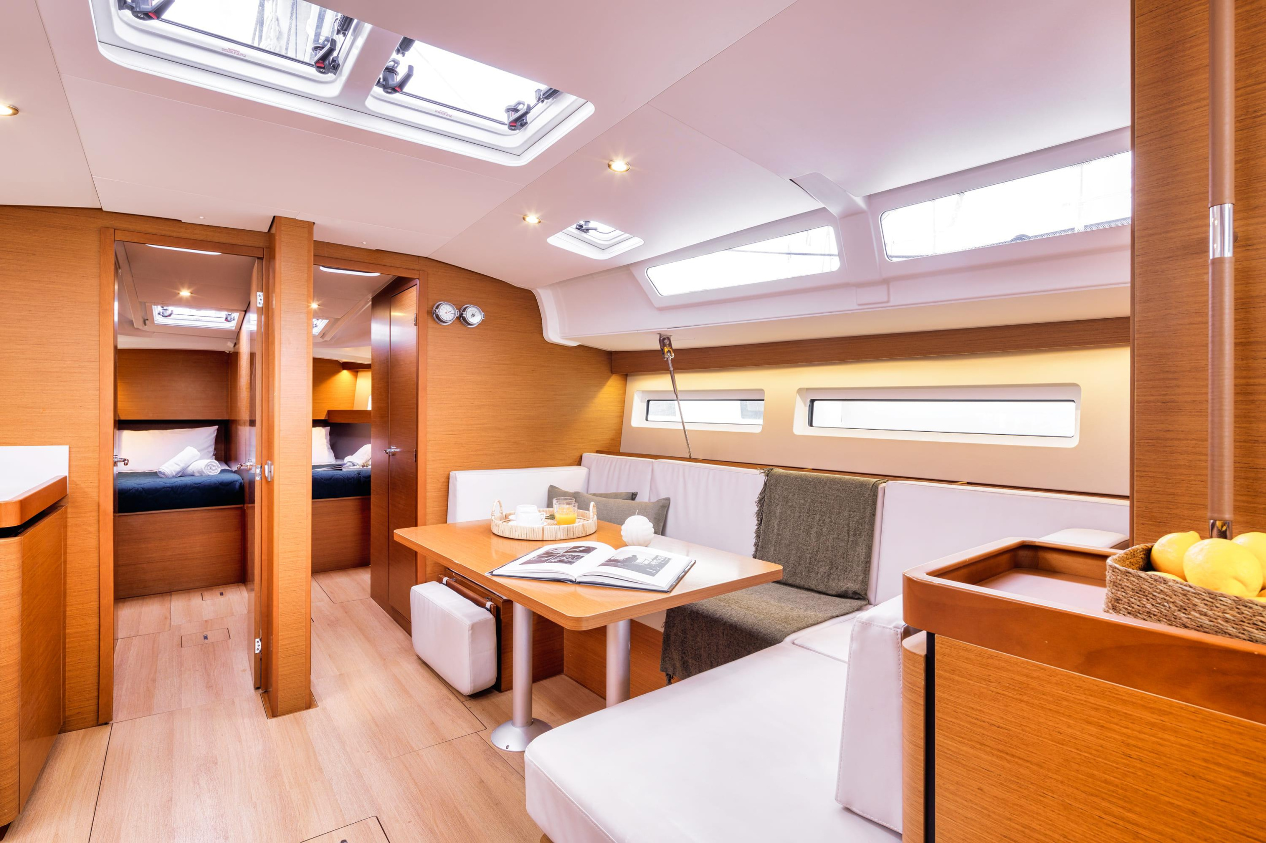 Sun Odyssey 490 4 cabins — photo 4
