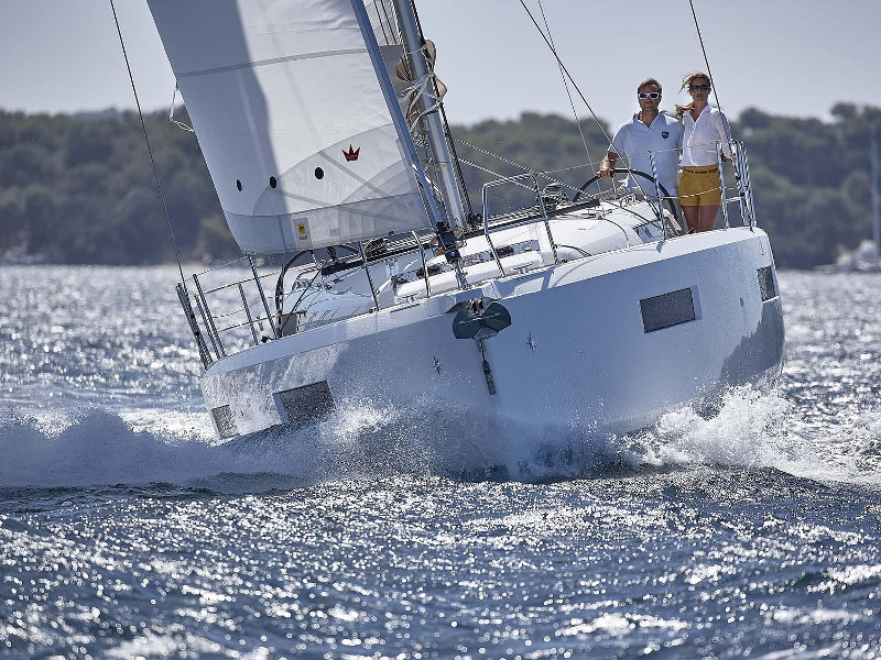 Sun Odyssey 440 — photo 4