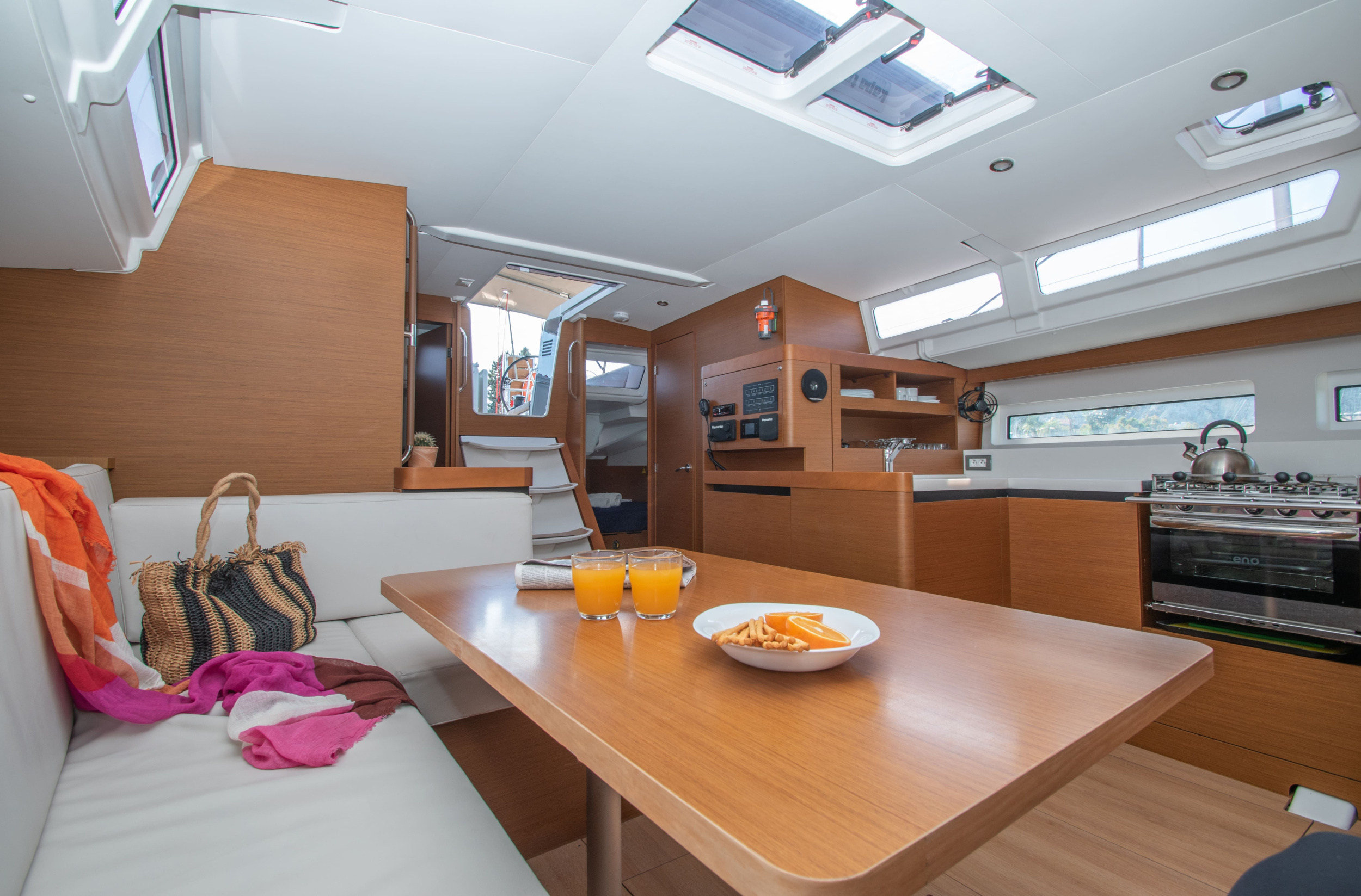 Sun Odyssey 490 4 cabins — photo 22